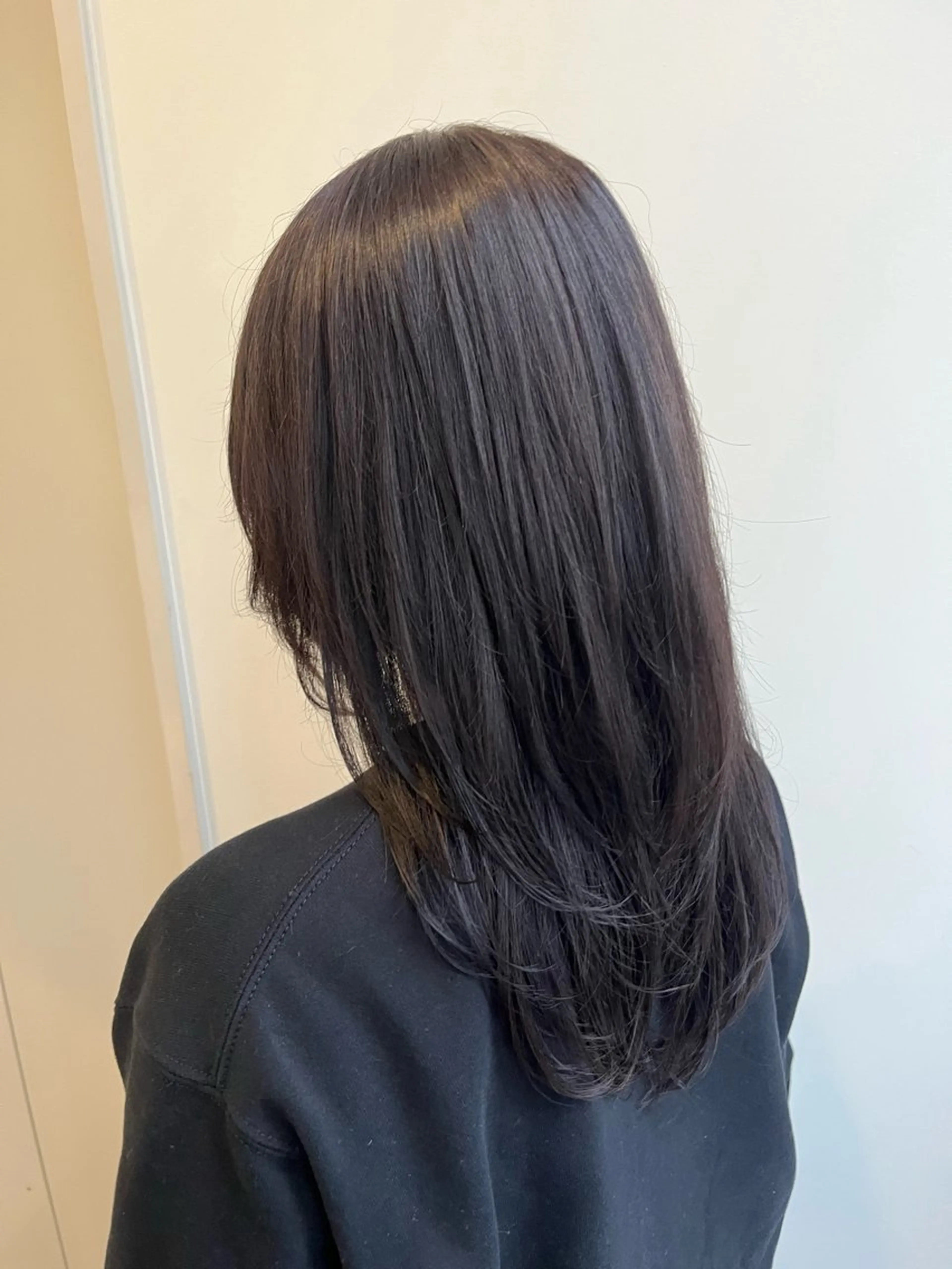 セミロング カラー アッシュ アッシュグレー アッシュグレージュ グレージュ ヘアカラー つじしおり／ ショートヘア募集のヘアスタイル