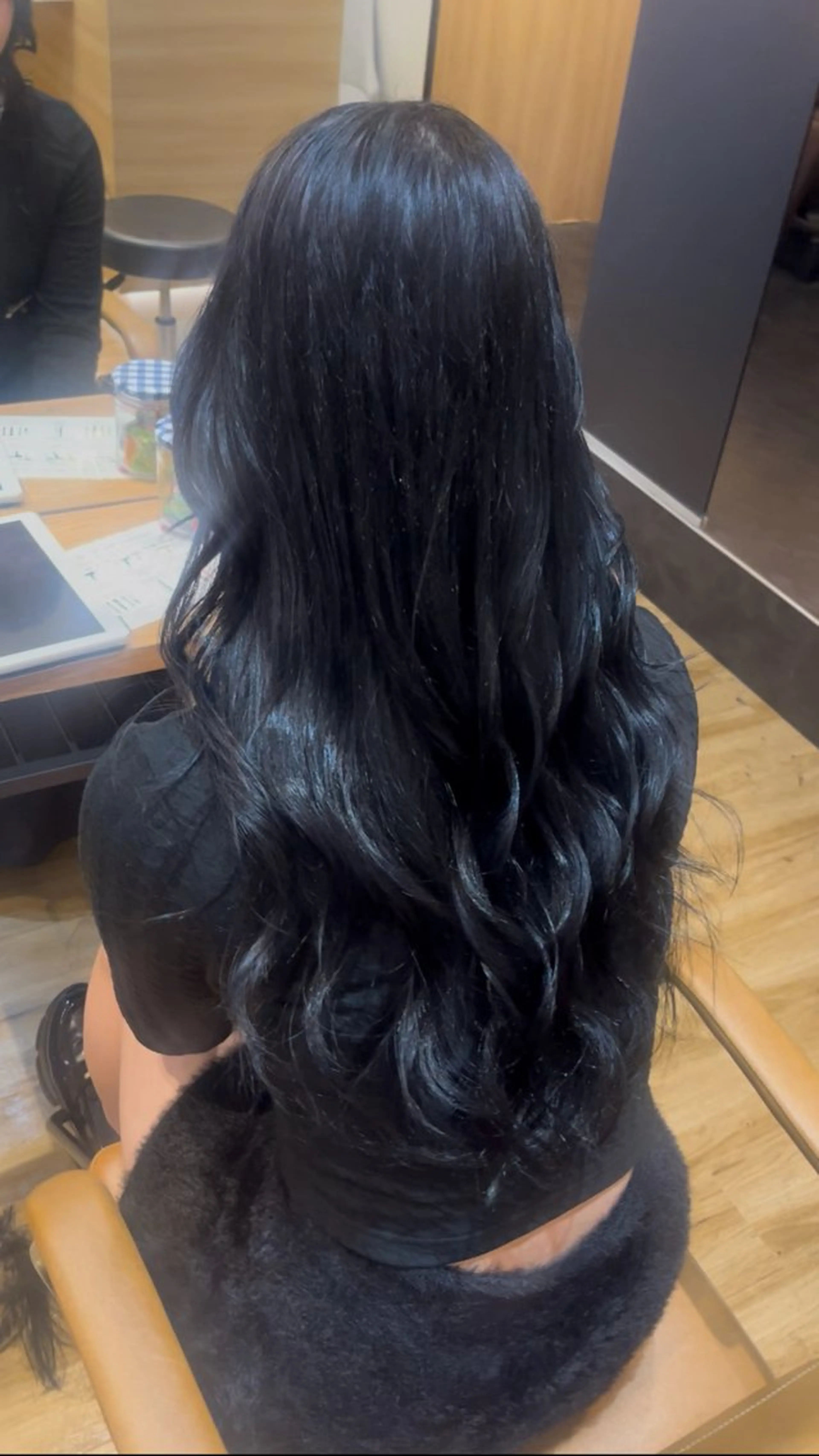 ロング カラー 黒髪 ブルーカラー ブルーブラック カット ヘアカラー トリートメント 💖トレンド秋冬 カラー💖FUTAのヘアスタイル