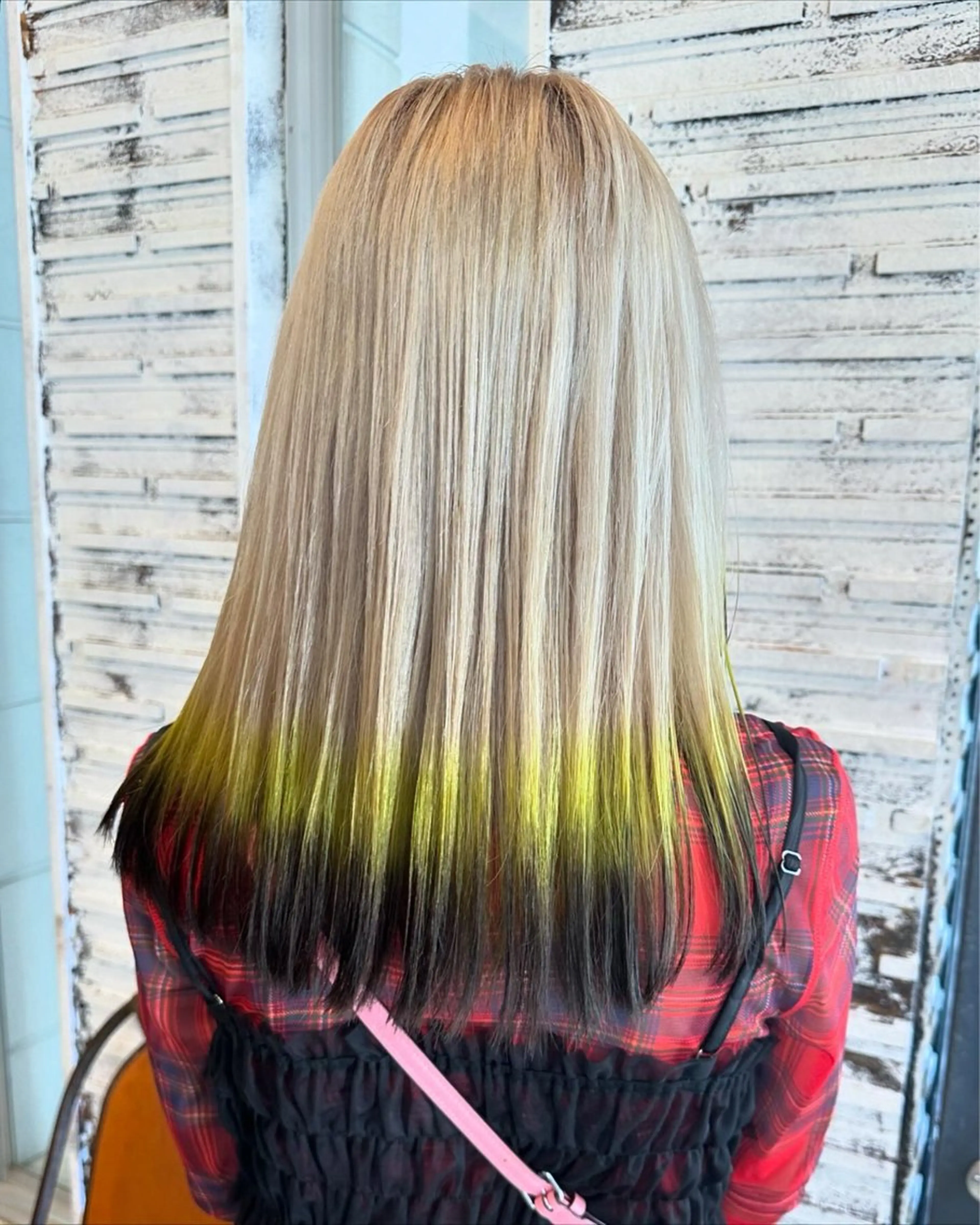 セミロング カラー 黒髪 ブリーチ ブロンド ケアブリーチ デザインカラー ヘアカラー ✨艶ブリーチカラー✨ 酸性ストレート光太郎のヘアスタイル