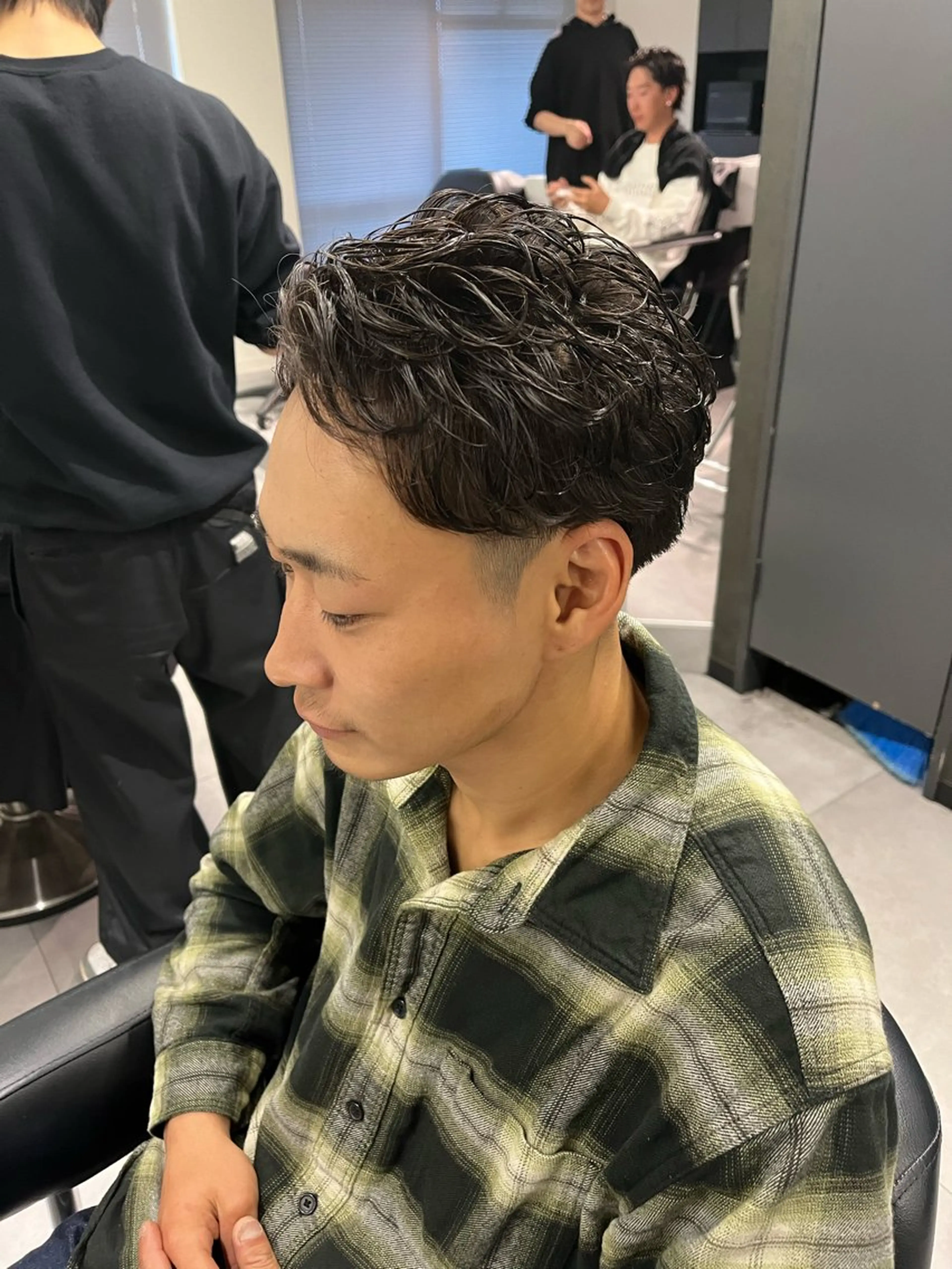 ショート パーマ メンズ メンズパーマ カット パーマ 🐦‍🔥フェザーパ ーマ🐦‍🔥きるやのヘアスタイル