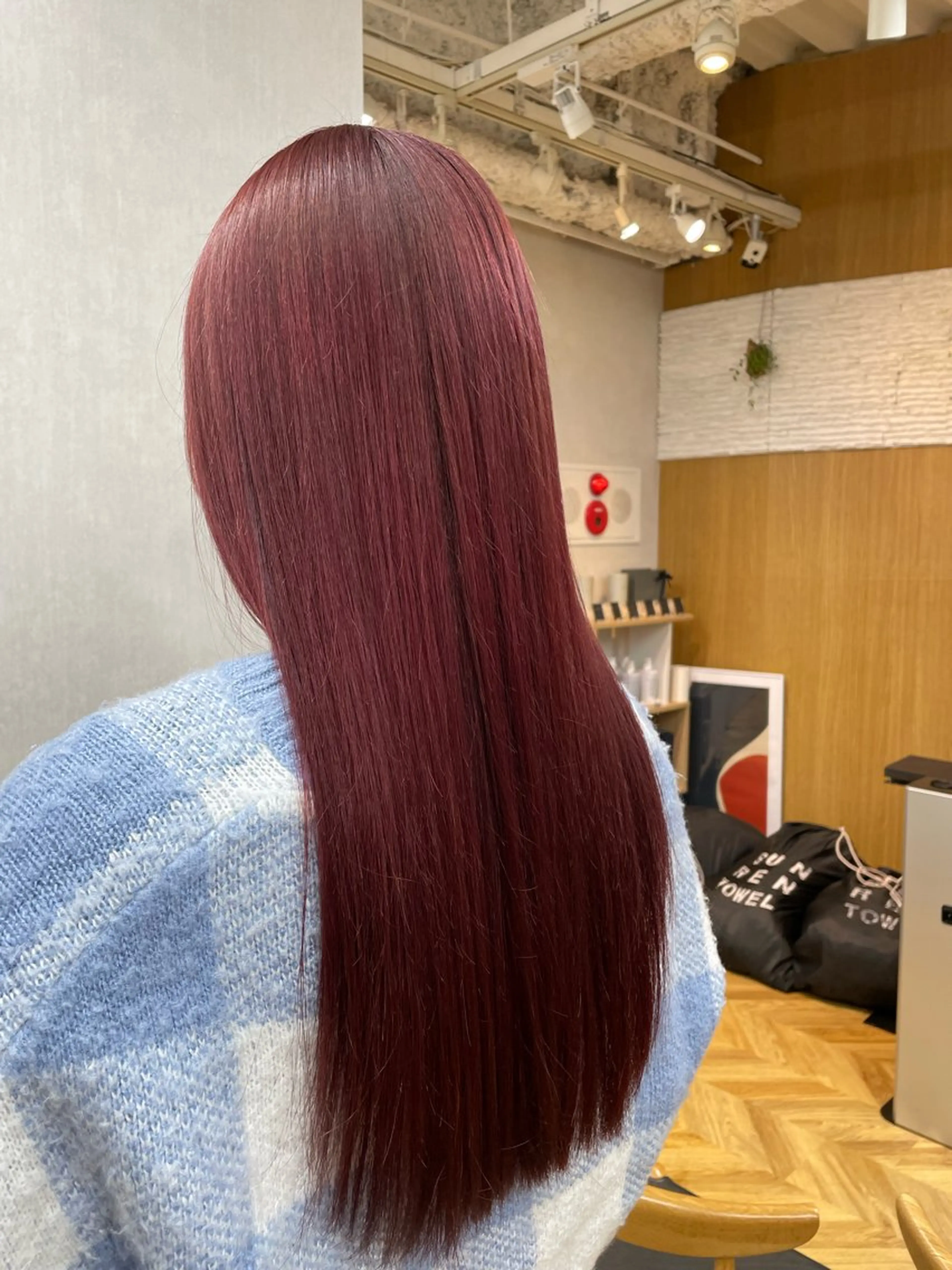 ロング ヘアカラー トリートメント 🍑暖色／レイヤー／ 真希🎀のヘアスタイル