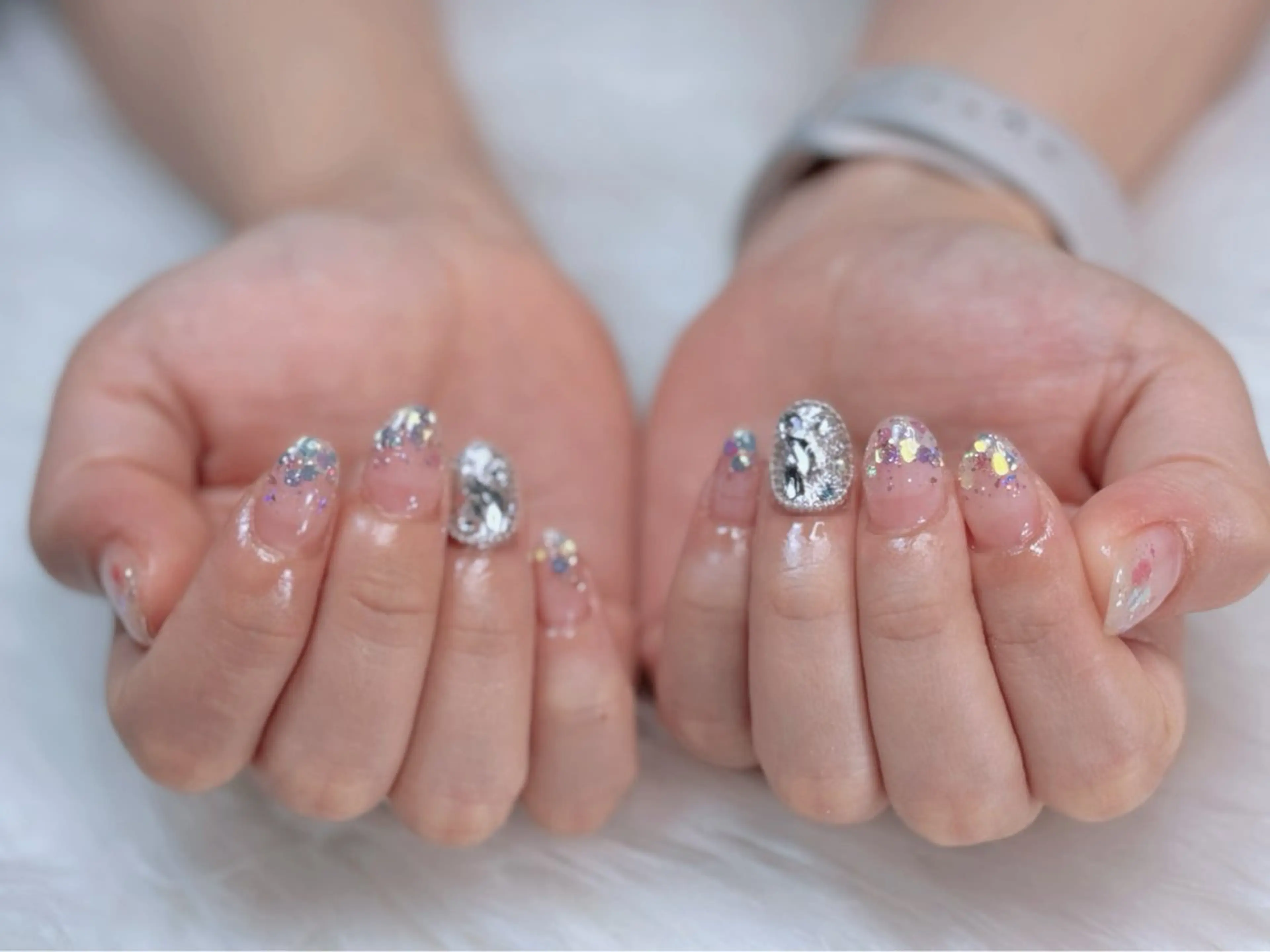 ネイル アートネイル オーロラネイル フレンチネイル ジェルネイル ラメ(グリッター) nail sideraのネイルデザイン