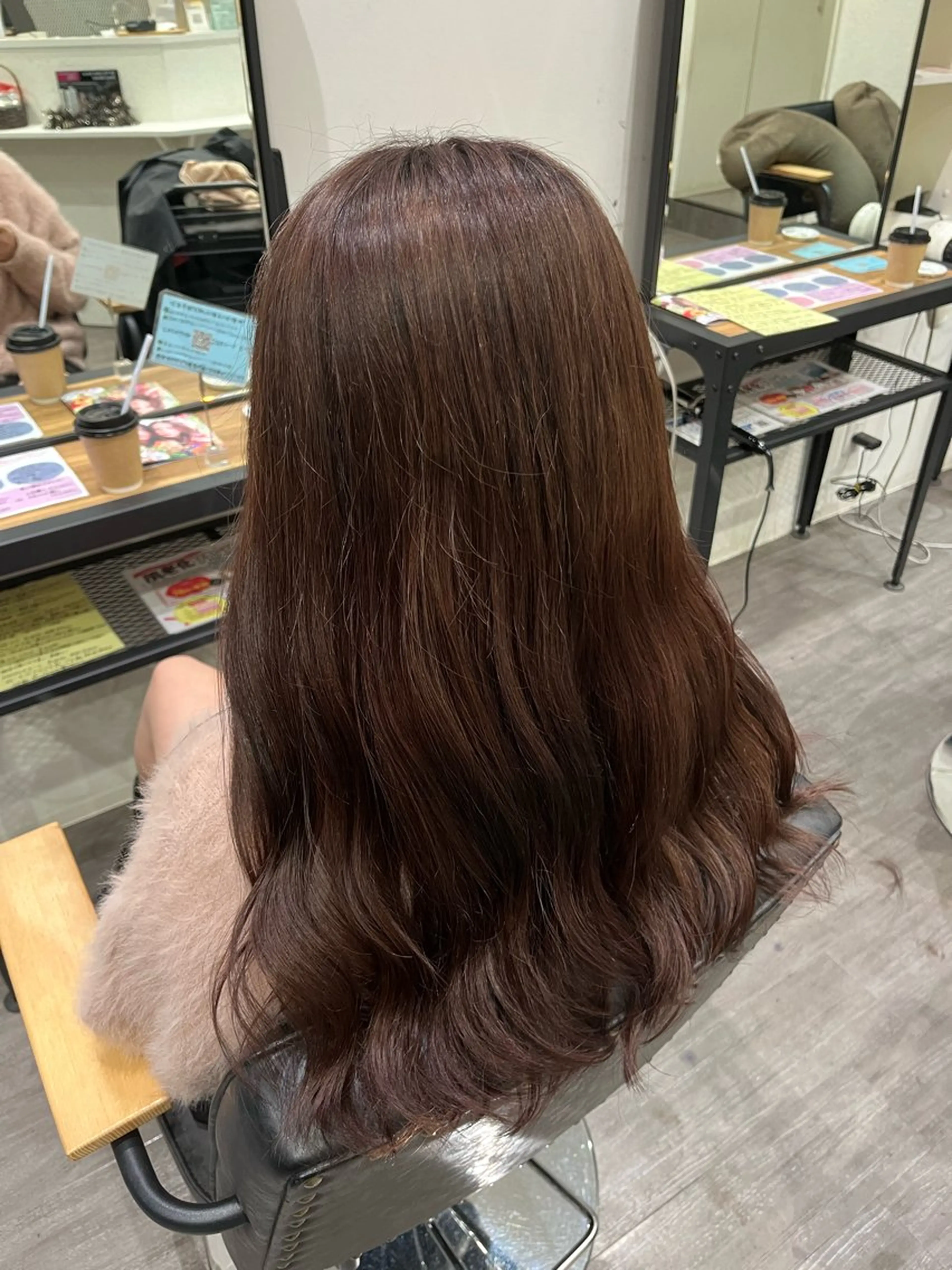 ロング カラー ヘアアレンジ ブラウンカラー ピンクカラー ピンクブラウン ヘアカラー トリートメント カラーリスト💟草間 紫音💟のヘアスタイル