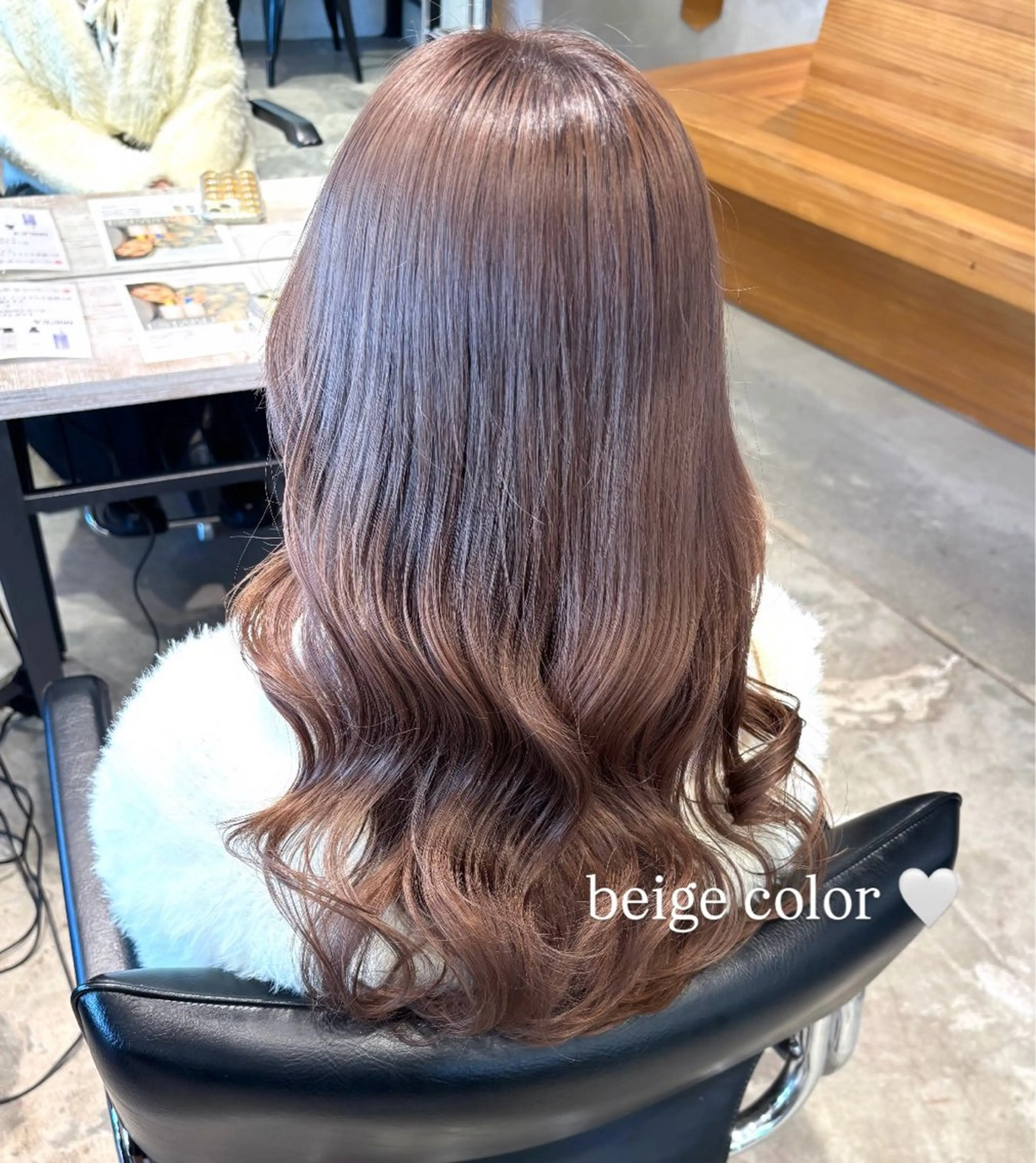 セミロング カラー カット ヘアカラー 韓国風レイヤーカット 🍒サンジキ アカリのヘアスタイル