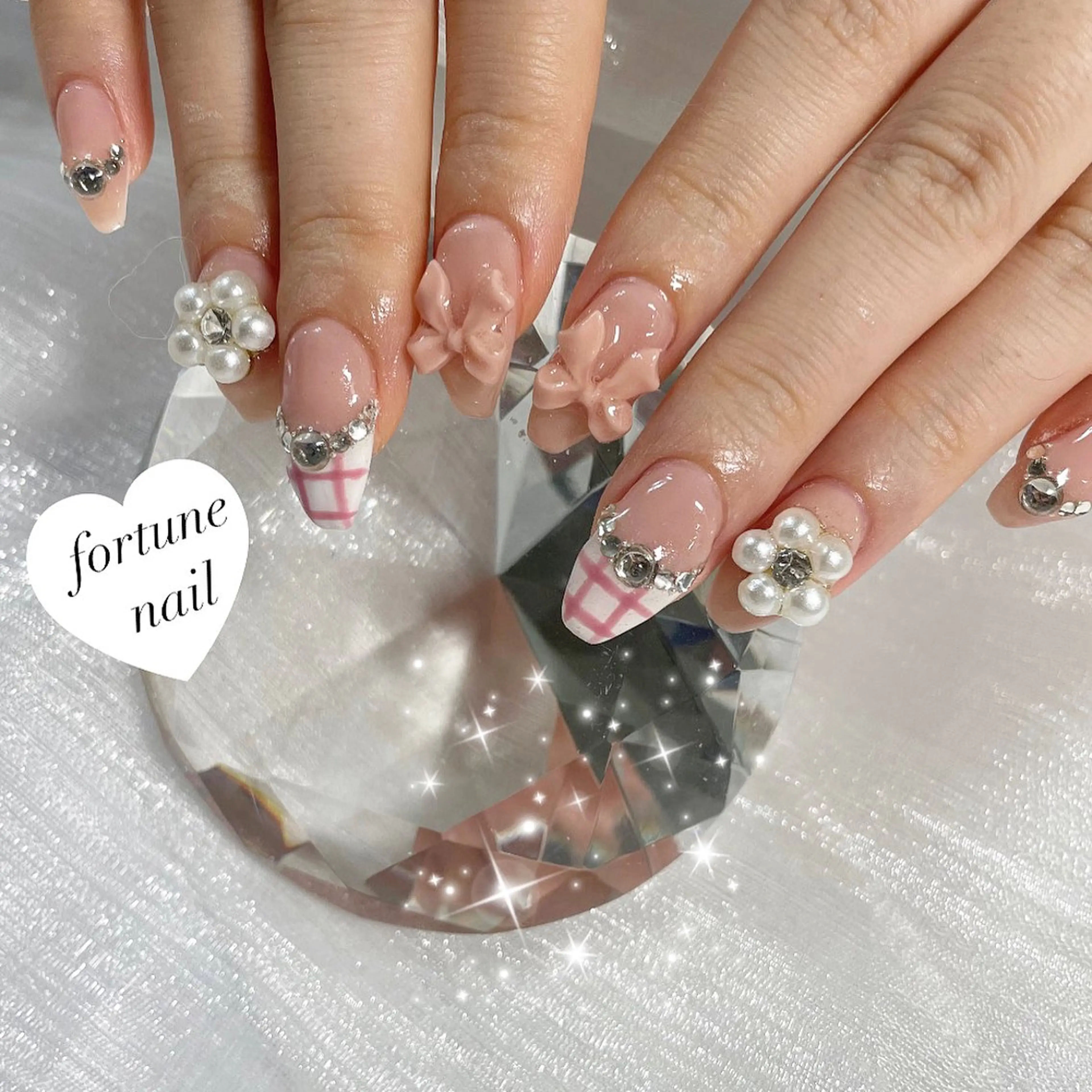ネイル リボン 春ネイル 💎saori 💎のネイルデザイン