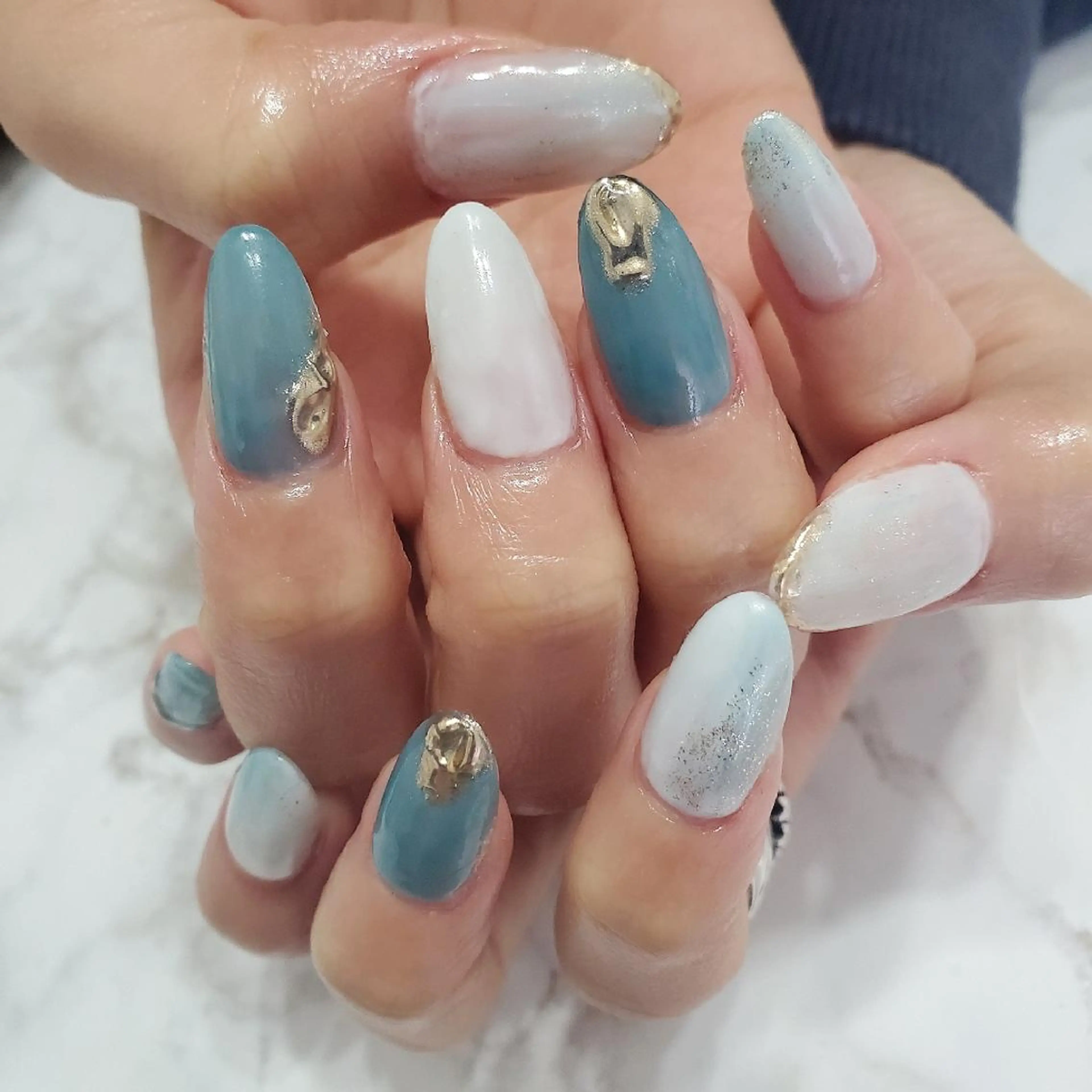 ネイル ニュアンスネイル 【akaneils】 アカネのネイルデザイン