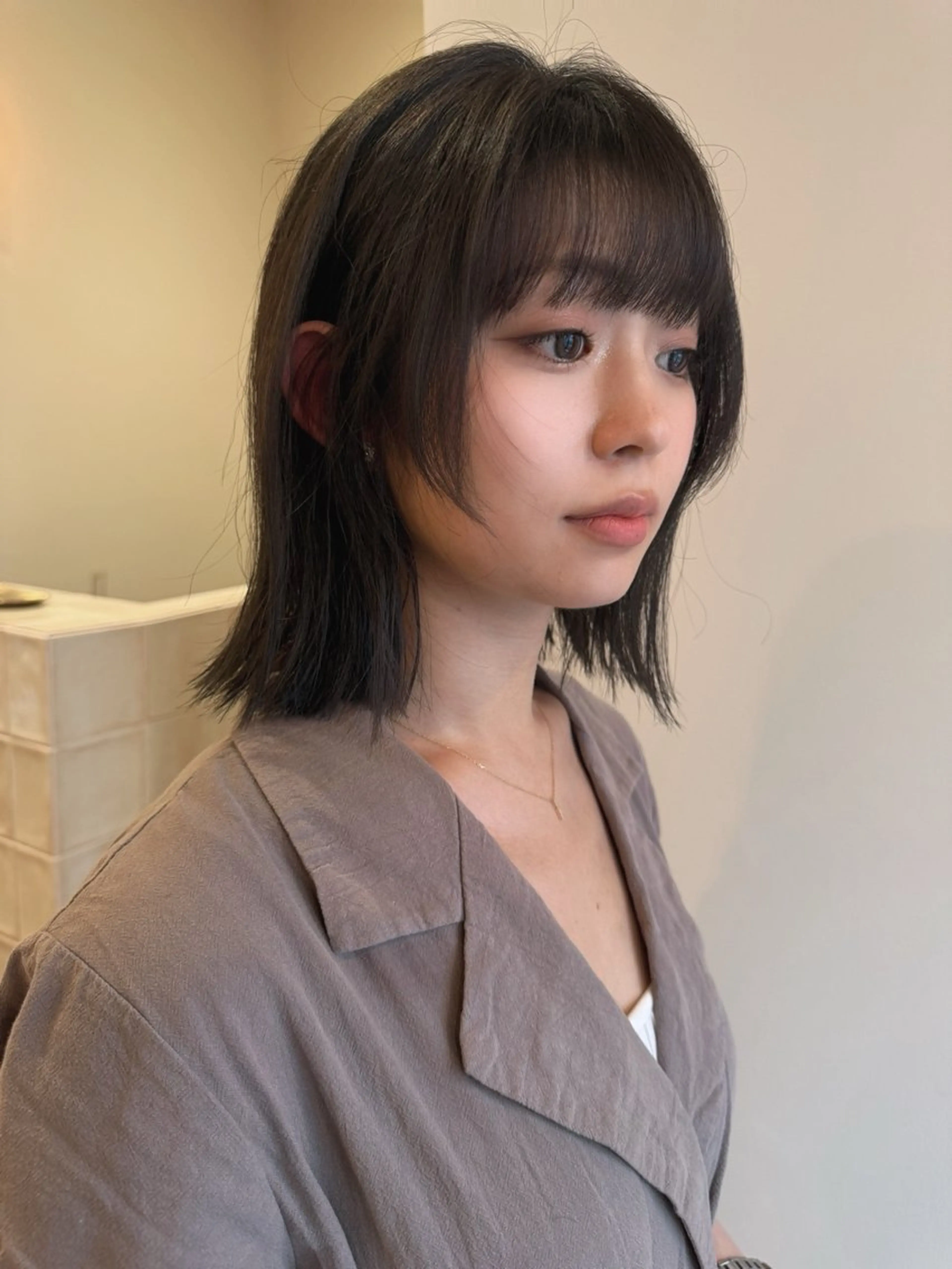 ミディアム カラー カット ヘアカラー トリートメント U too e’s 鎌倉🌿堀岡千紘のヘアスタイル