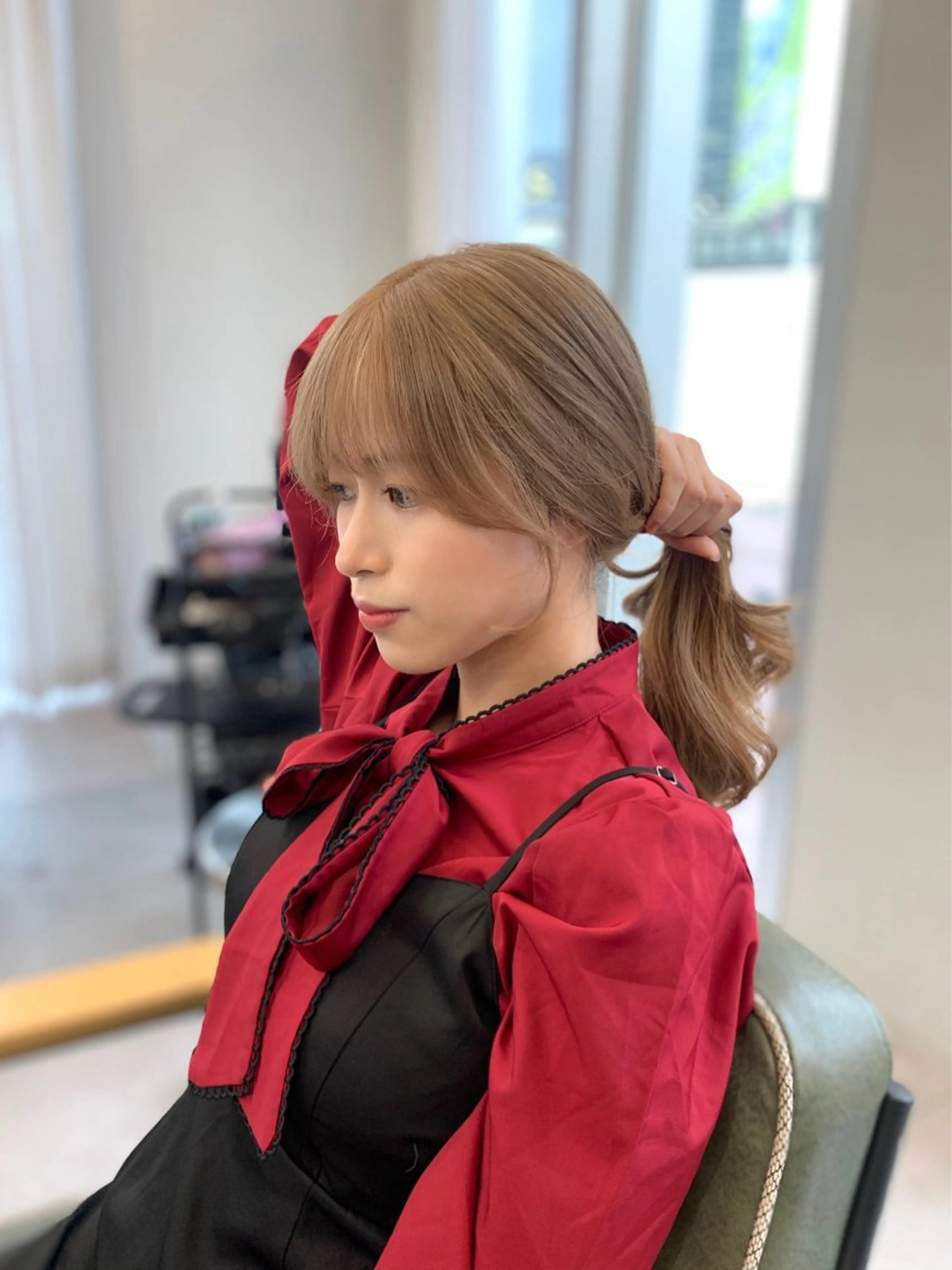 ロング カット トリートメント shes茶屋町アリサ 🎀顔周り×韓国風のヘアスタイル