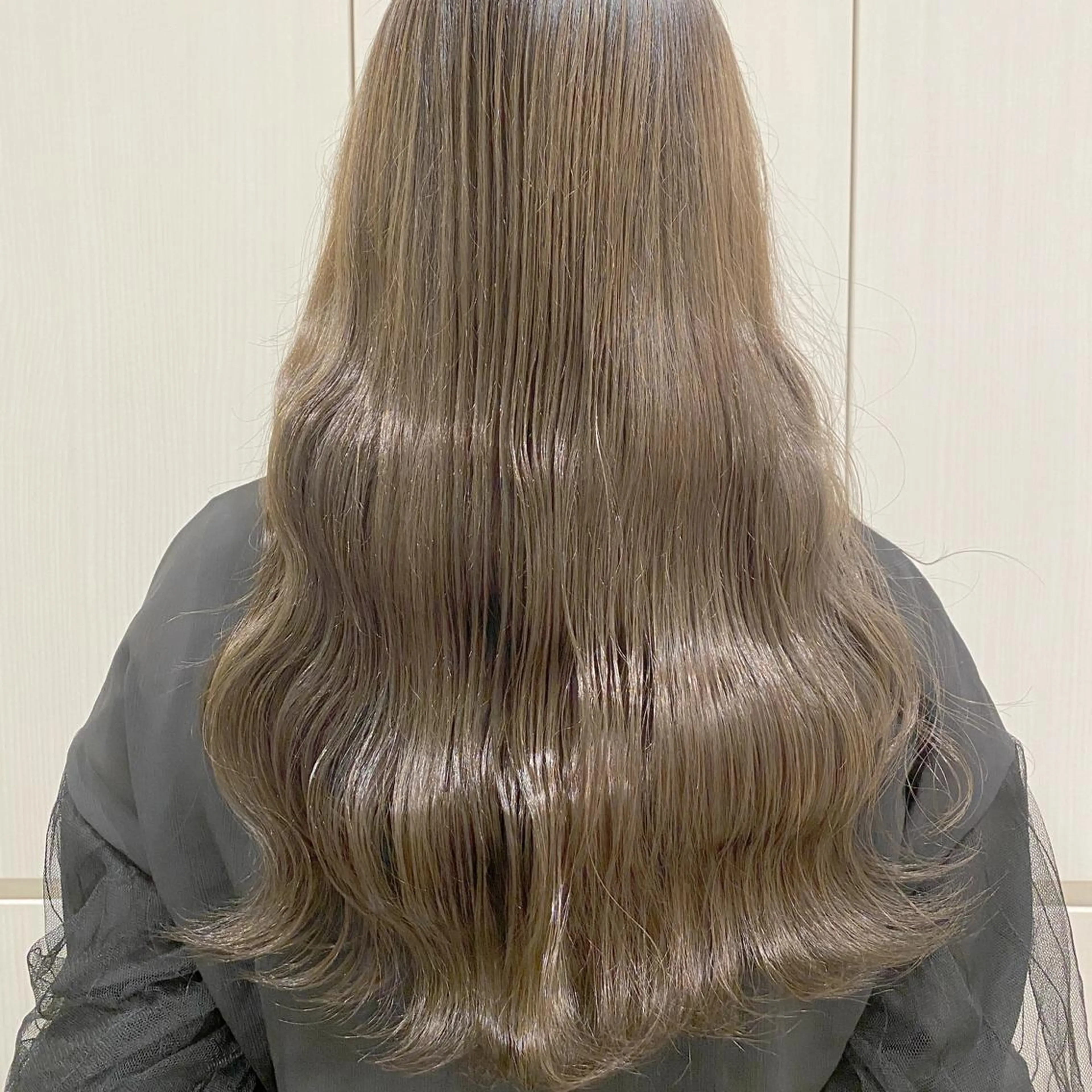 ロング カラー ヘアカラー トリートメント MITSUKI🤍 モテ髪×韓国レイヤーのヘアスタイル