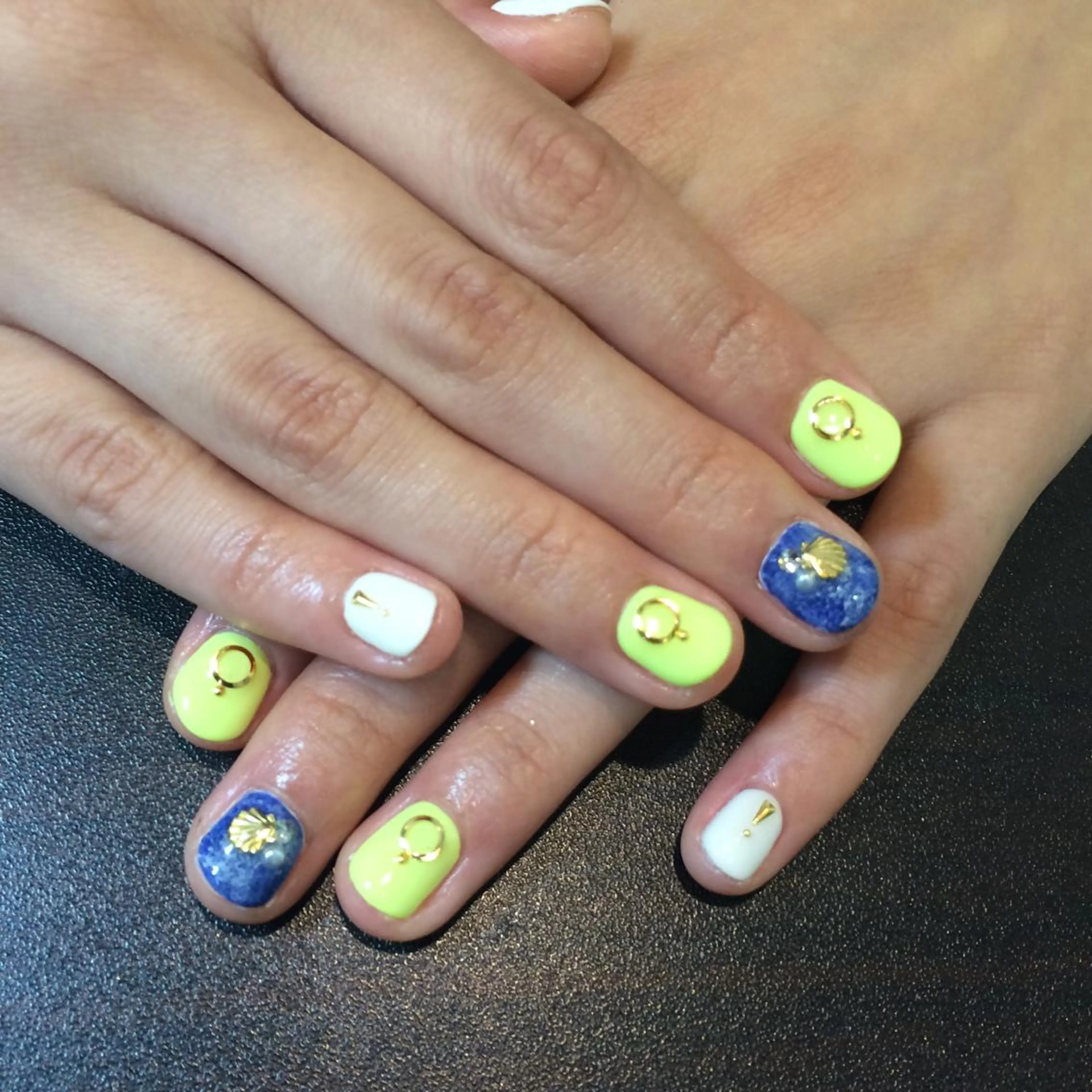 ネイル 持ち込み ショートネイル M nail はやまうららのネイルデザイン