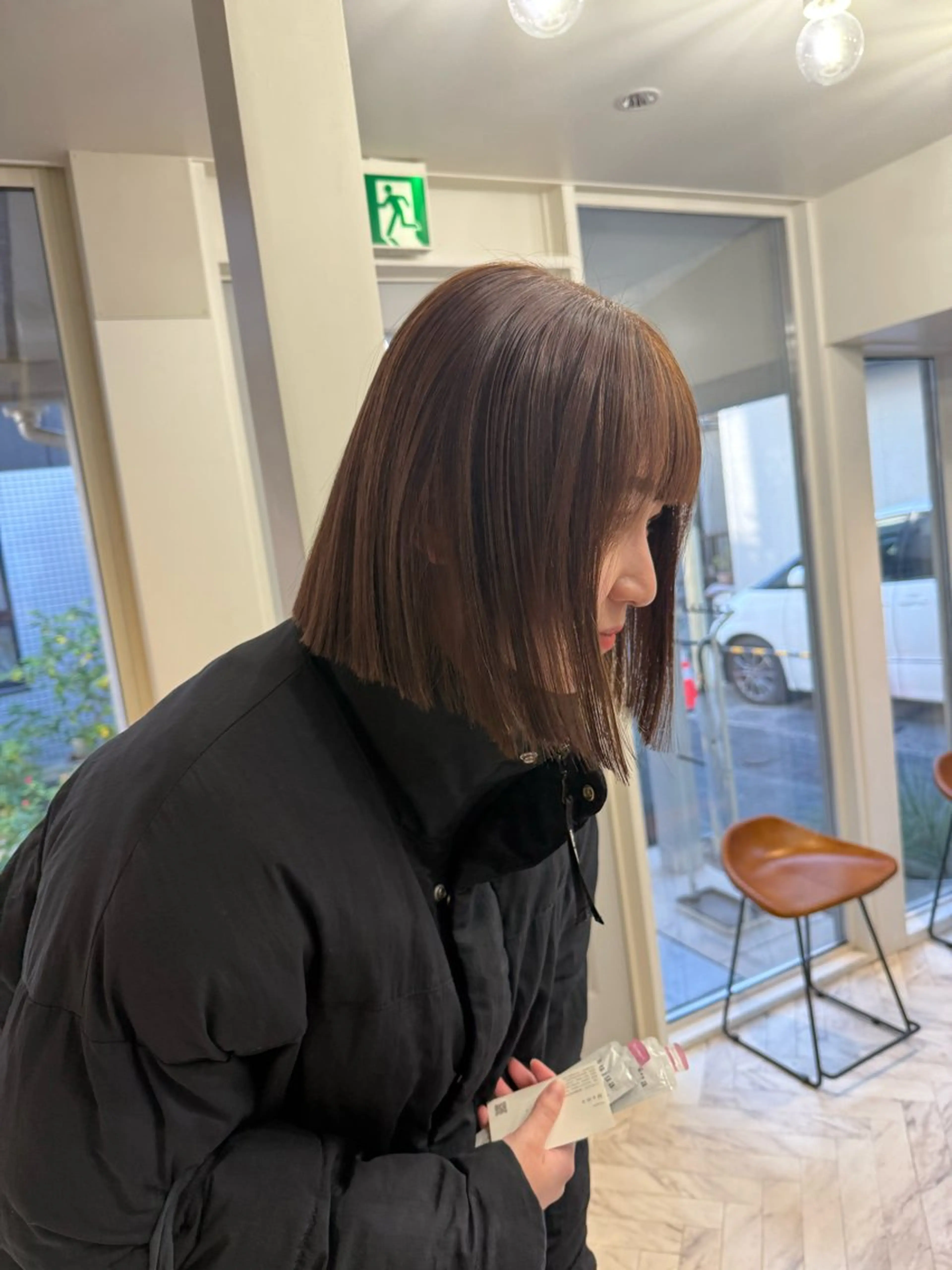 ショート カラー ミルクティー× グレージュMOMOのヘアスタイル