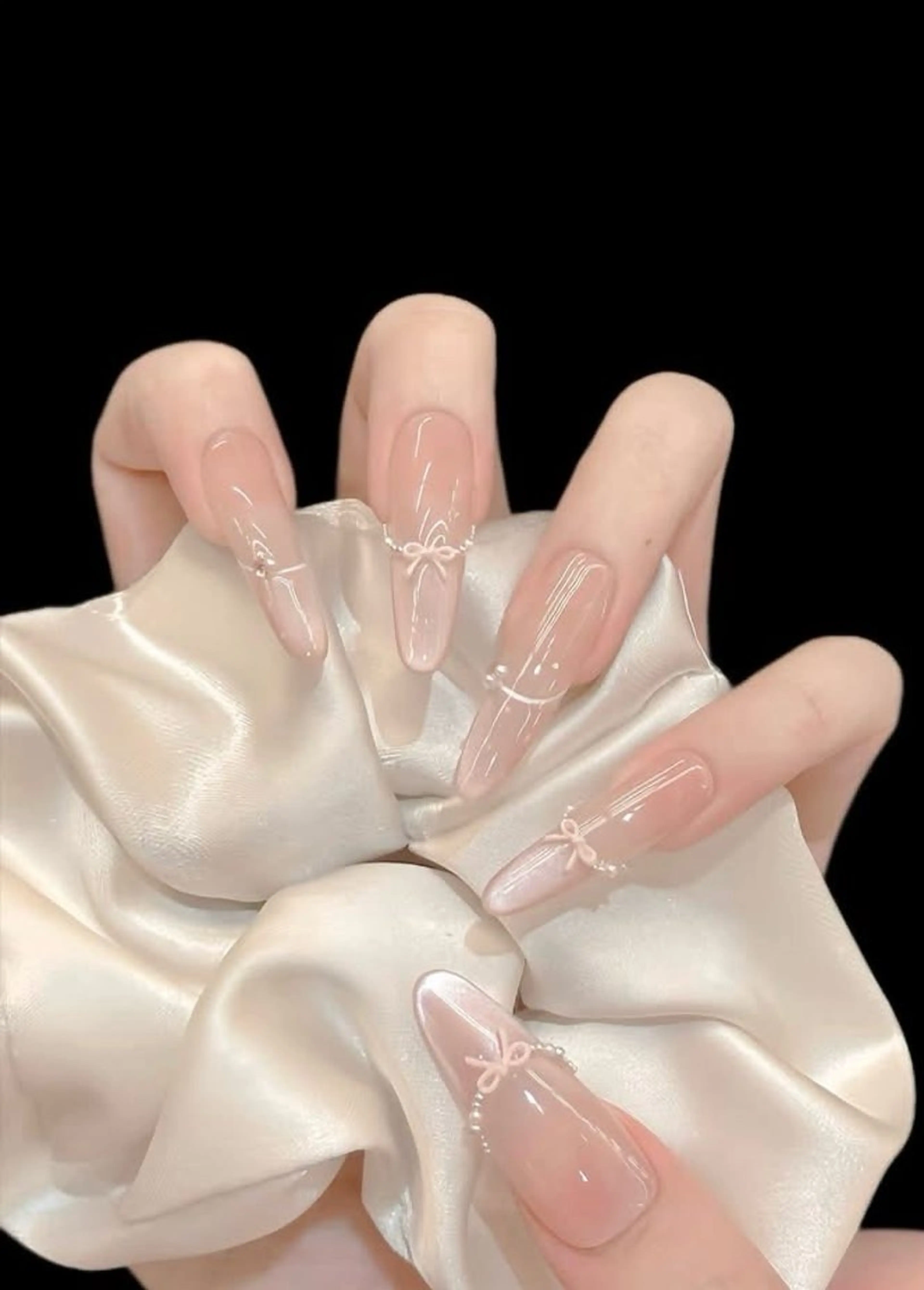 ネイル ハンドネイル T. Leeのネイルデザイン