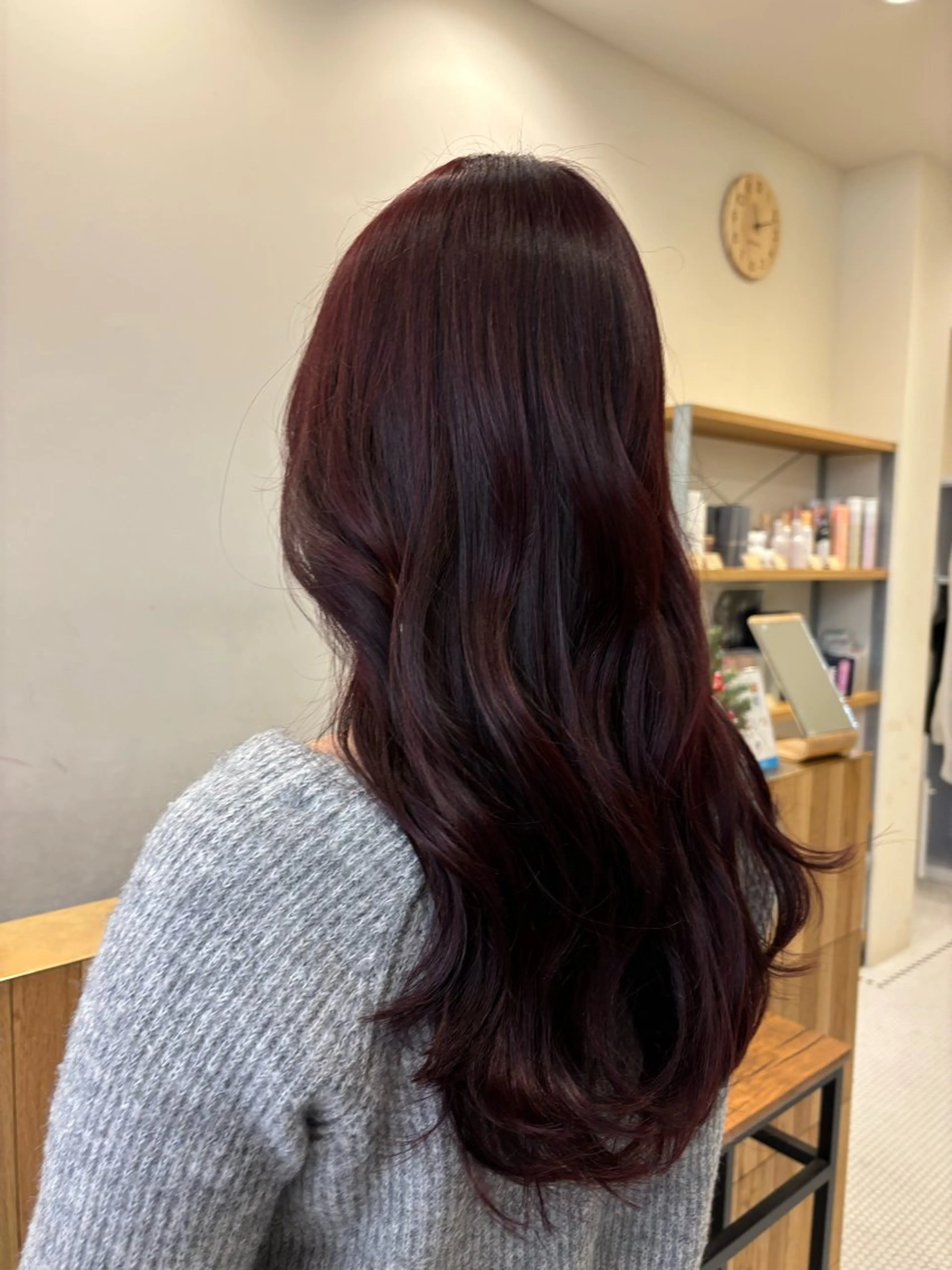 ロング 横山 渚のヘアスタイル