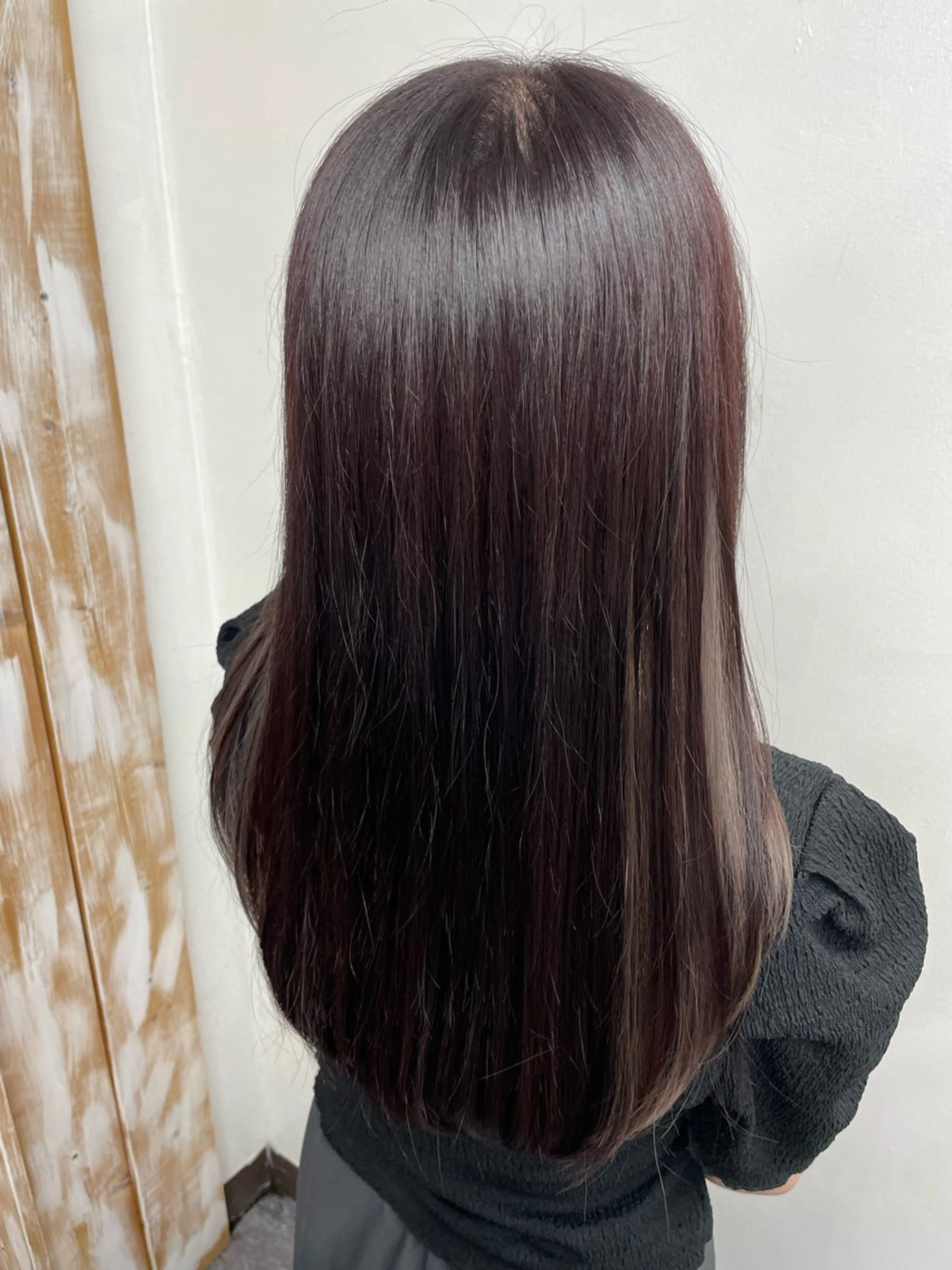 セミロング レッドブラウン SFIDA みつえのヘアスタイル