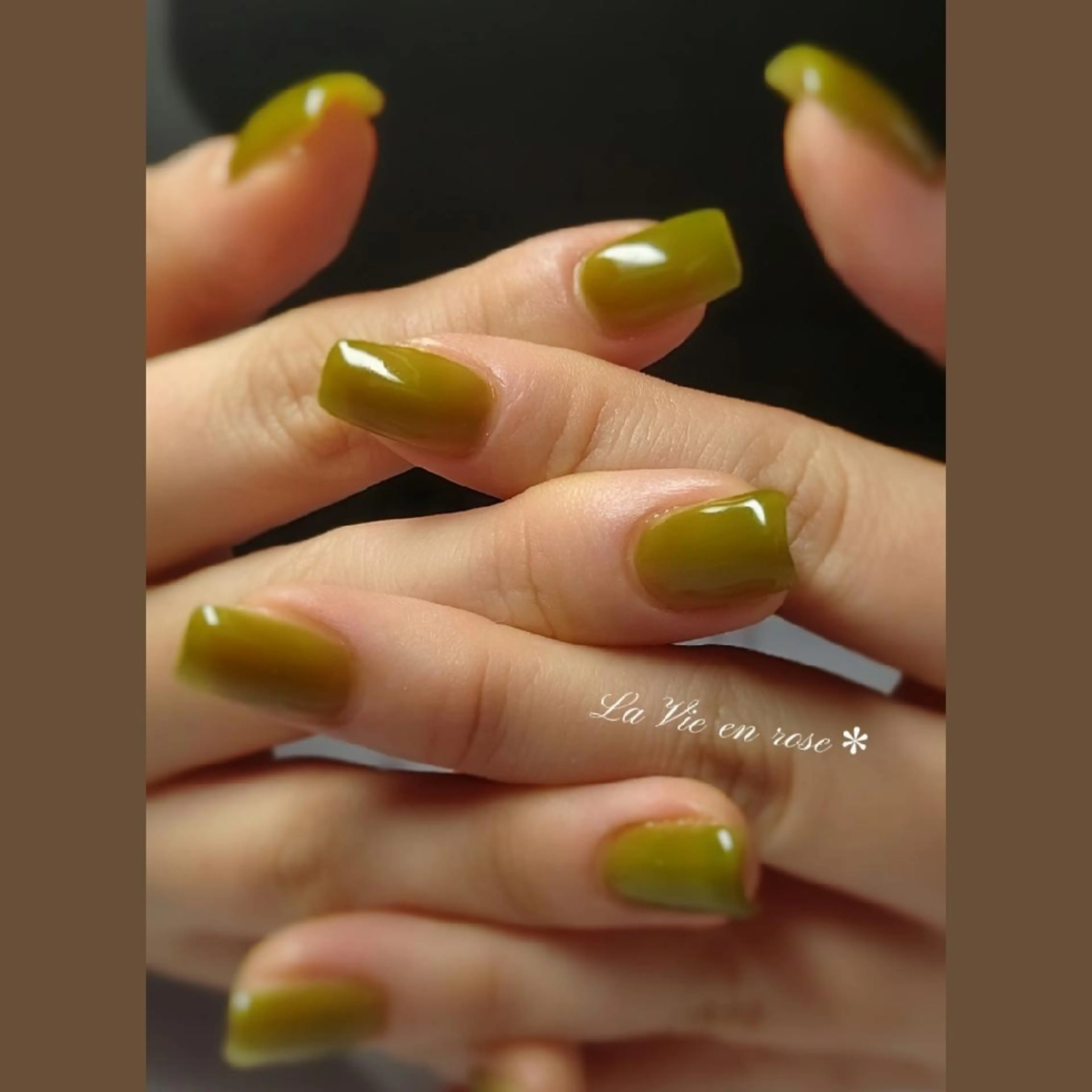 ネイル ワンカラーネイル ラヴィアン ローズのネイルデザイン