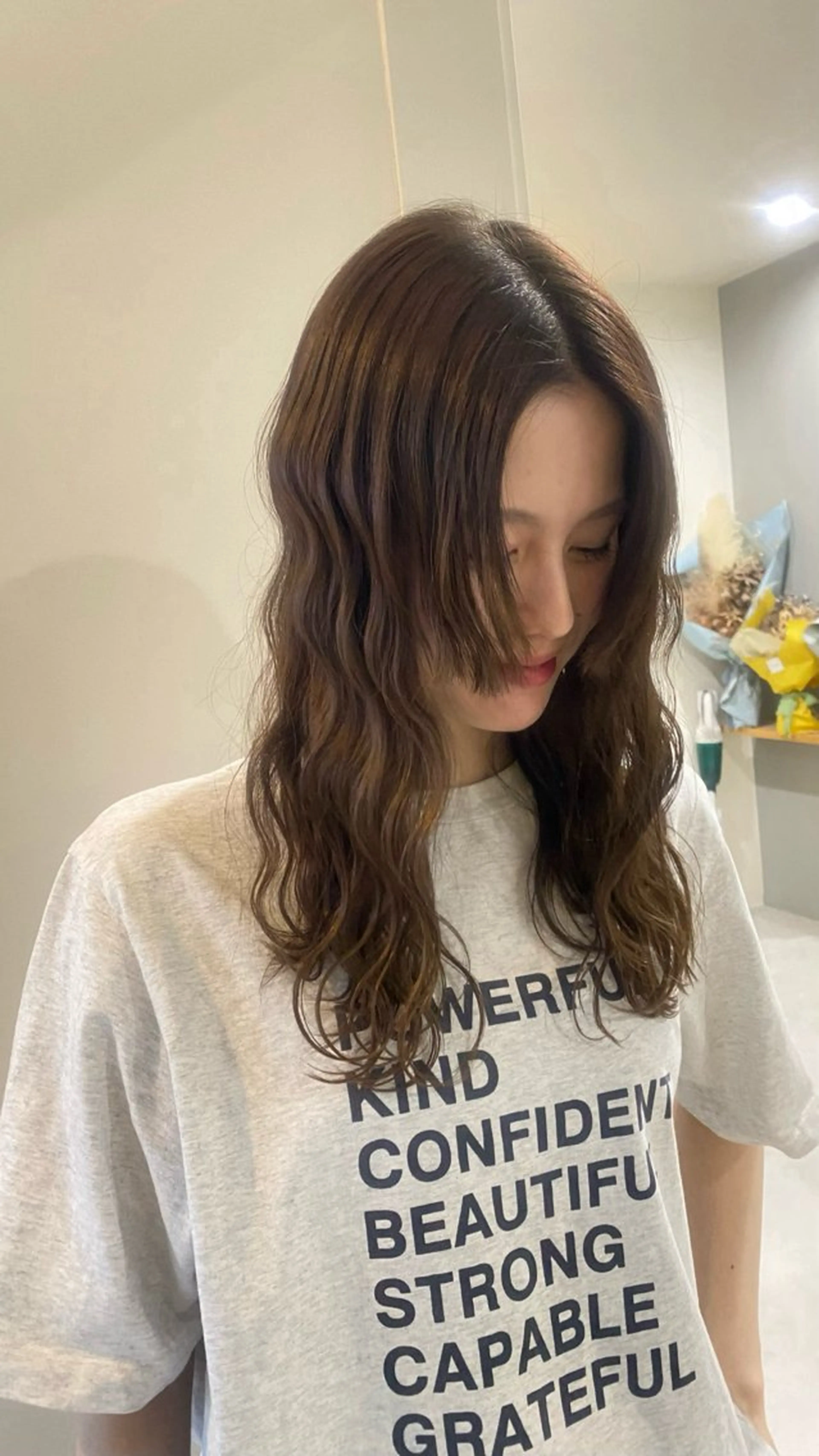 ロング ヘアカラー aimee 北垣 愛夏のヘアスタイル