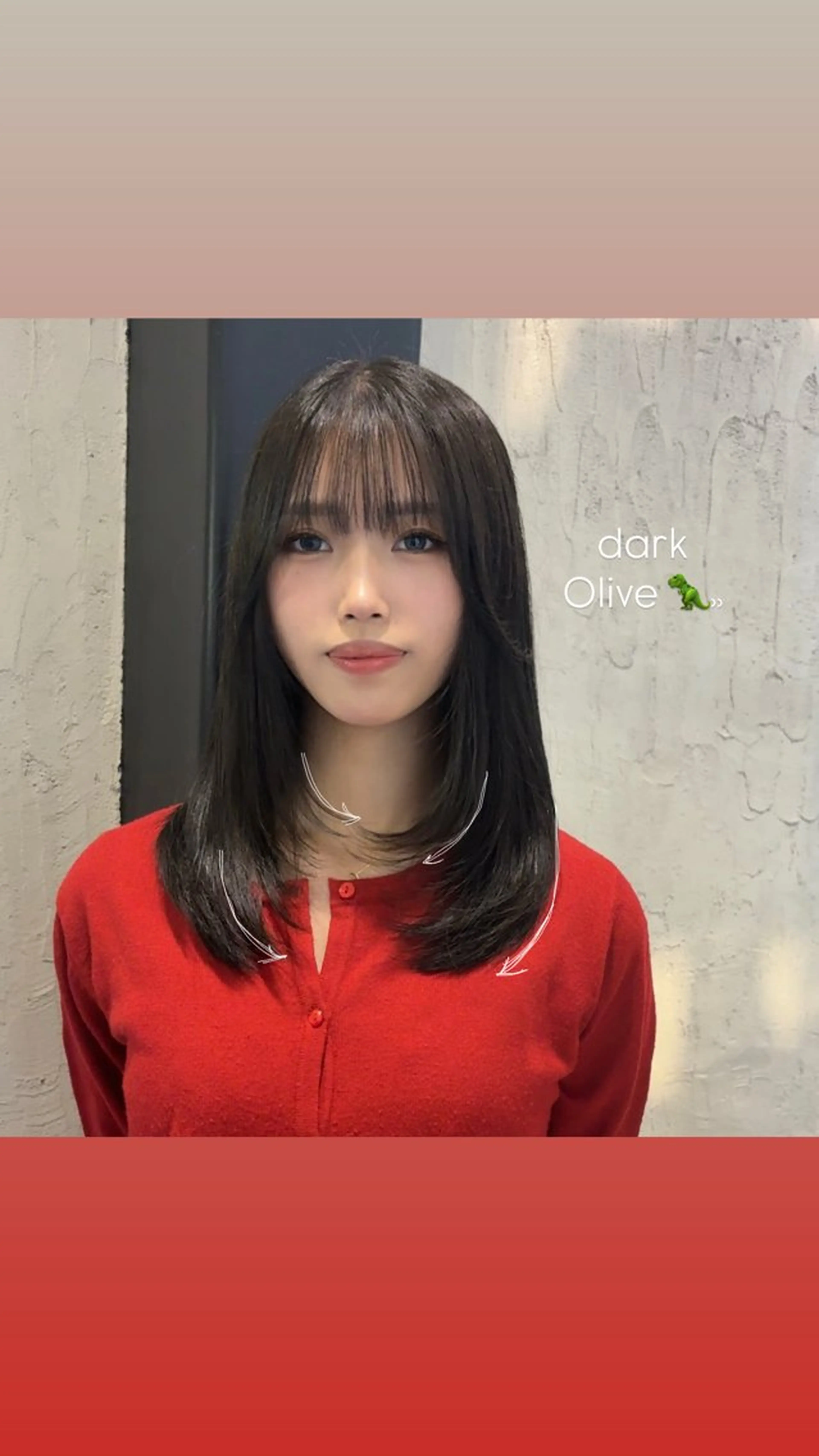 ミディアム カラー オリーブカラー レイヤーカット The Path ARENのヘアスタイル