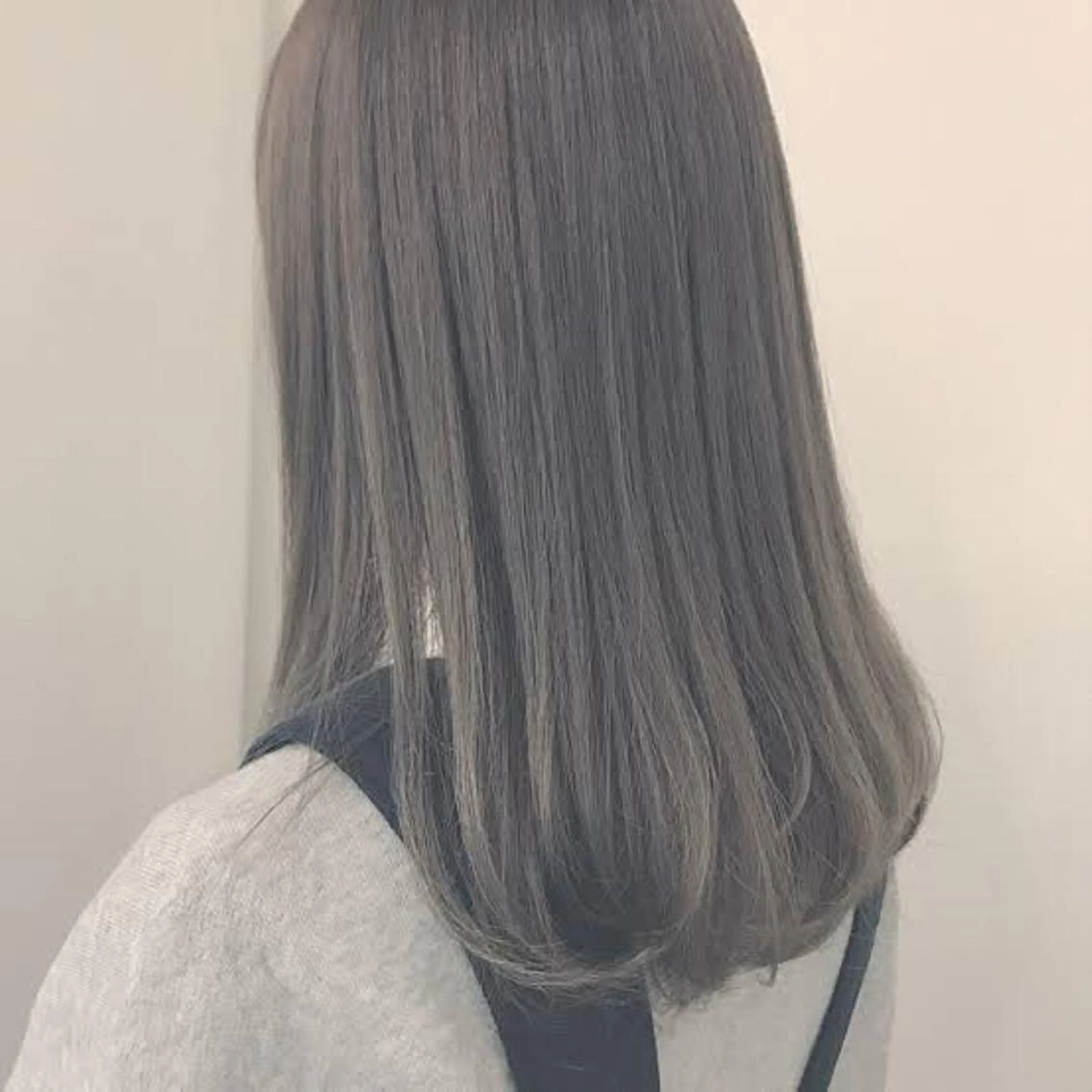ミディアム ヘアカラー アフロートディル表参道店所属・艶髪カラー/レイヤー カット/表参道　寺崎のヘアスタイル