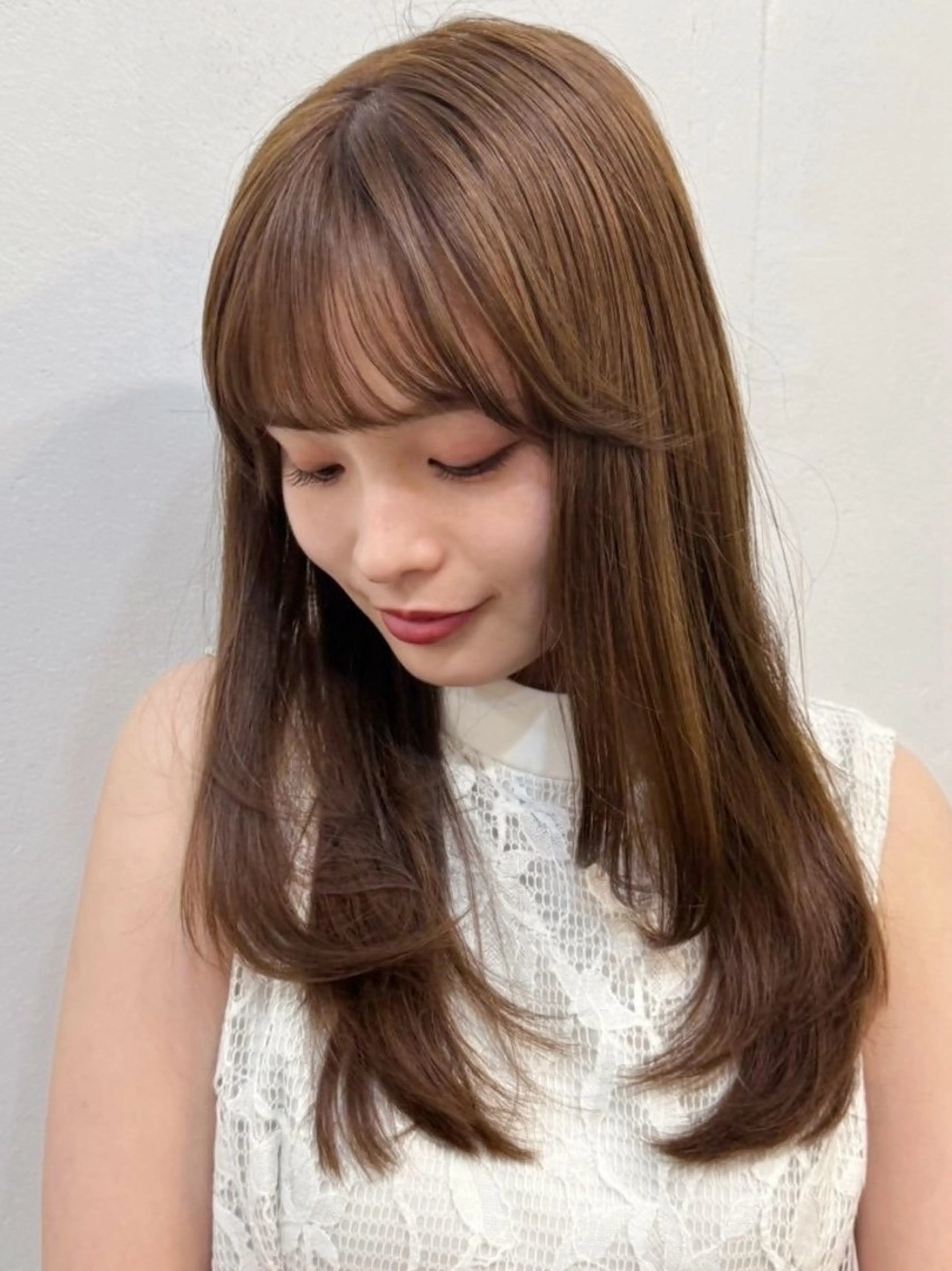ミディアム Farbe🤍 9/12新オープンのヘアスタイル