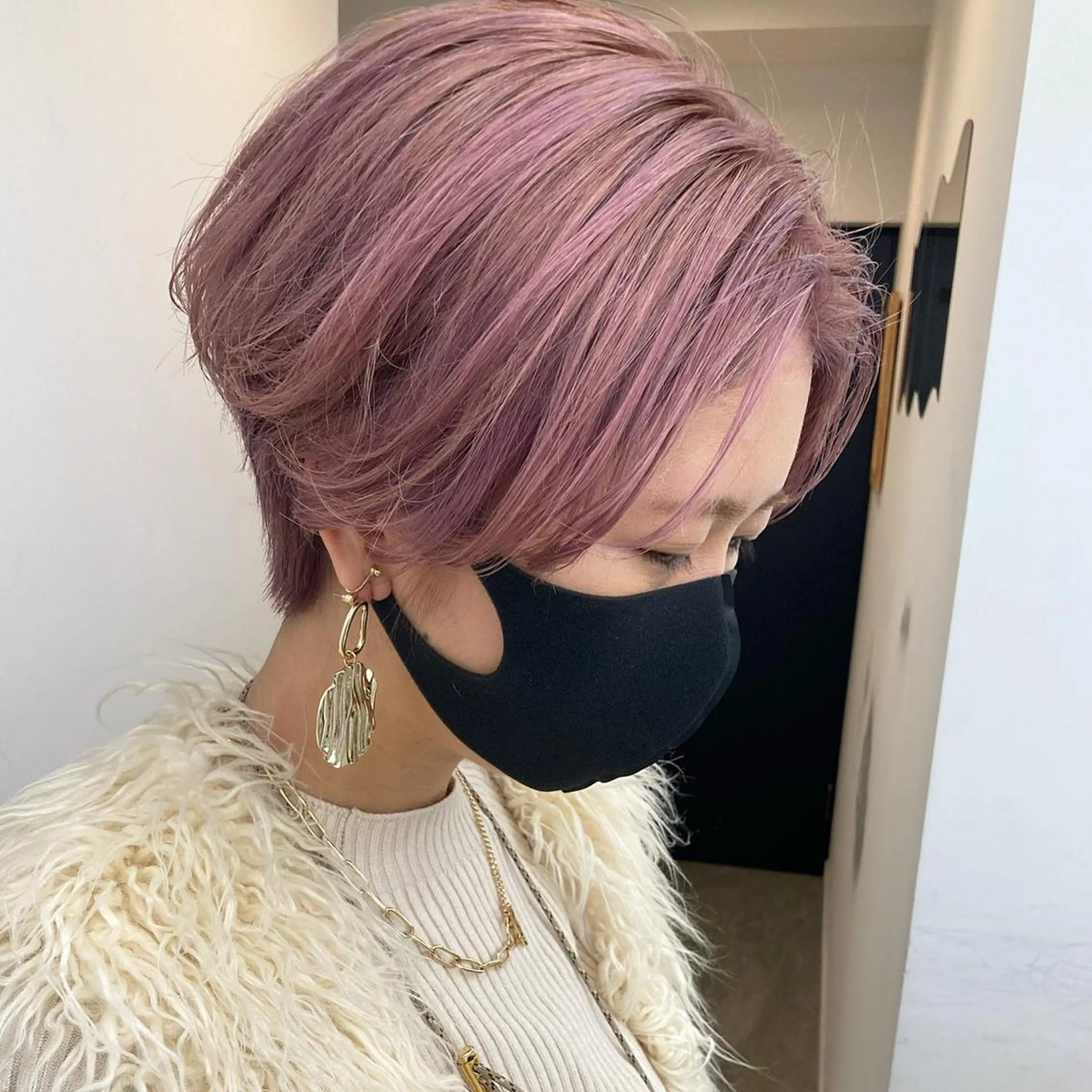 ショート カラー ポミエ恵比寿所属・🤎口コミ5.0 カラー好評🤎KENのヘアスタイル