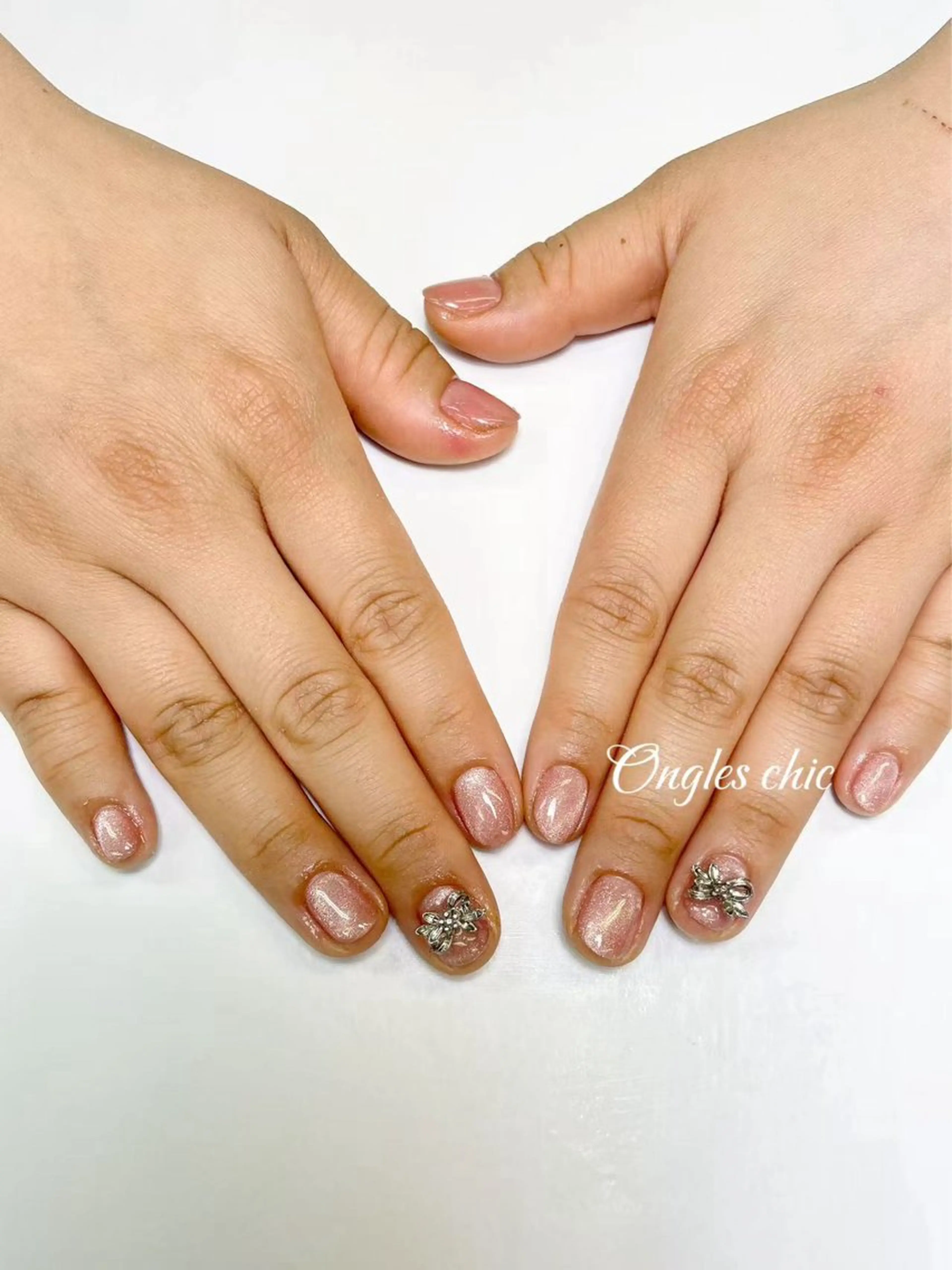 ネイル ハンドネイル ongles chic24時間営業のネイルデザイン