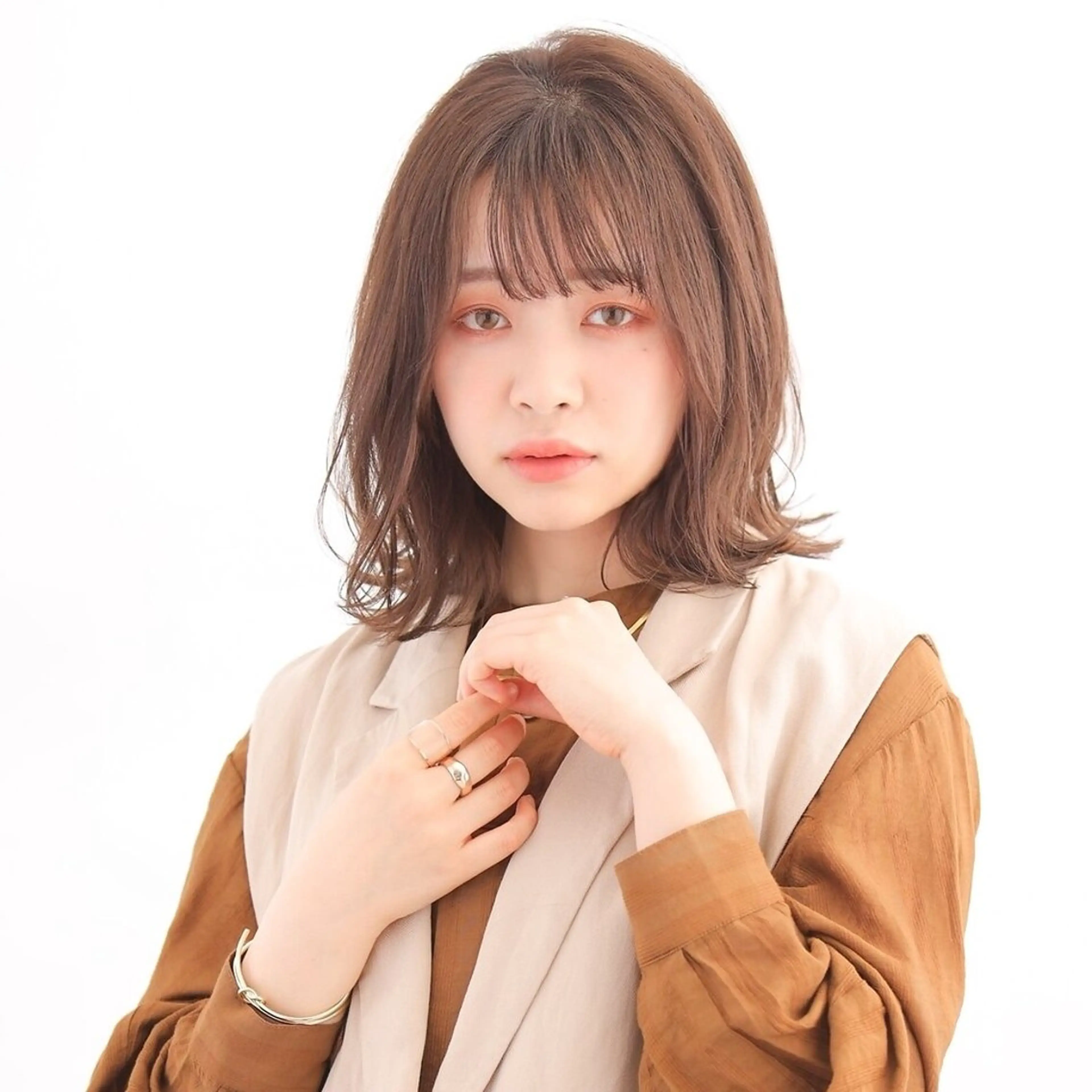 ミディアム カラー くびれヘア 小顔カット カット ヘアカラー トリートメント 自由が丘×似合わせ ディレクター枦山大将のヘアスタイル