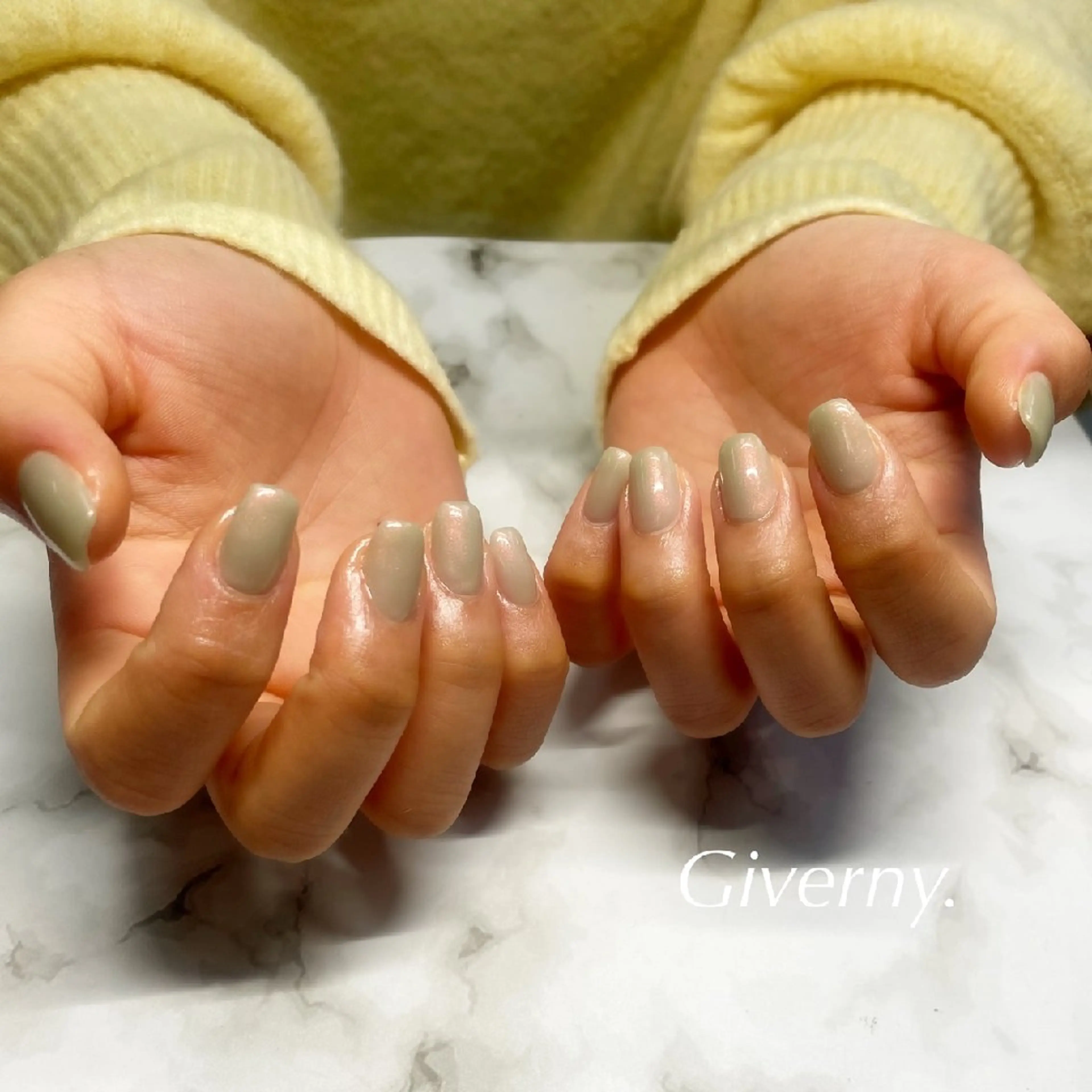 ネイル ワンカラーネイル 春ネイル ハンドネイル Giverny .のネイルデザイン