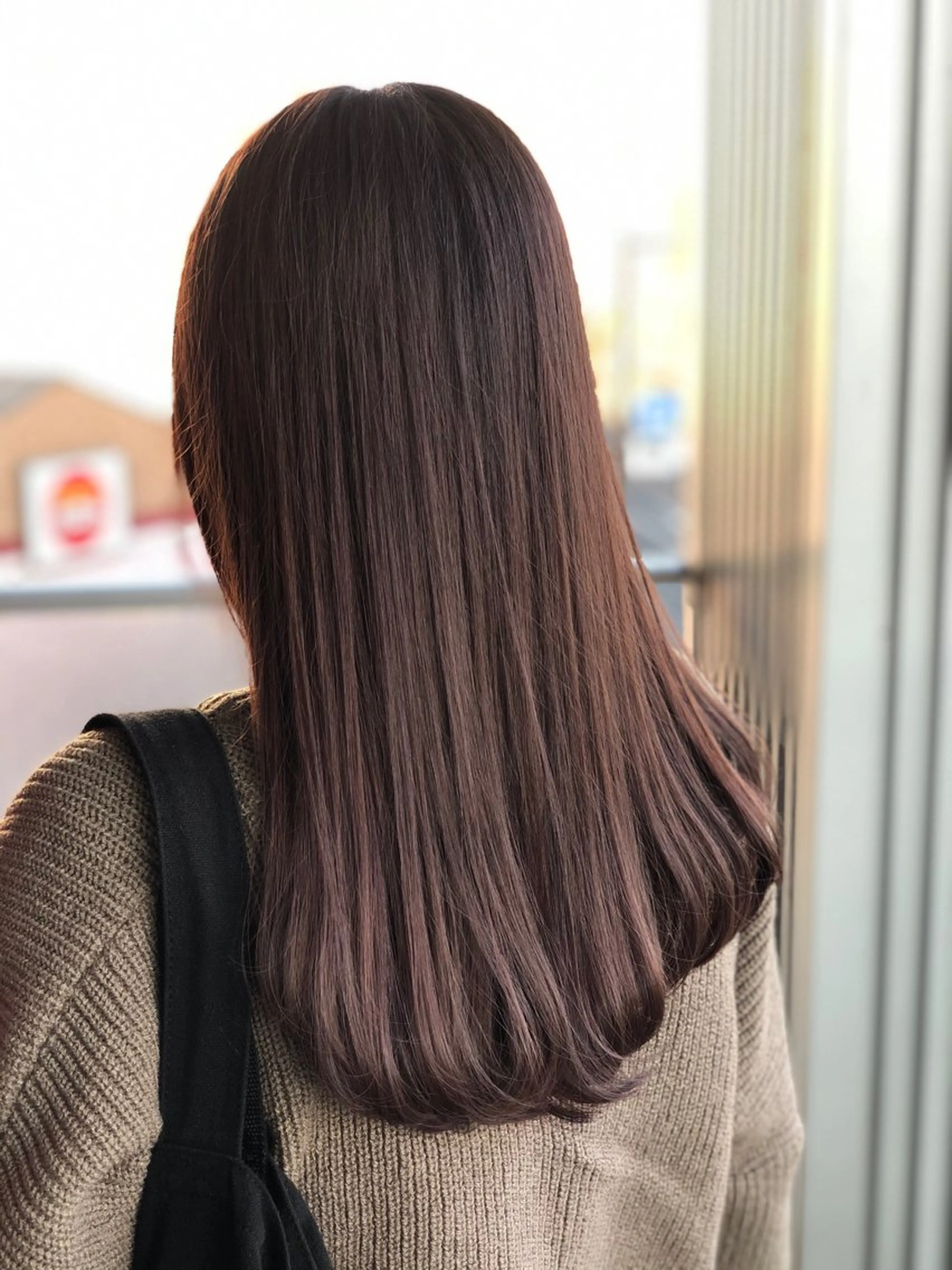 セミロング FENICE onthe beach所属・永井大樹✨ 透明感カラー✨のヘアスタイル