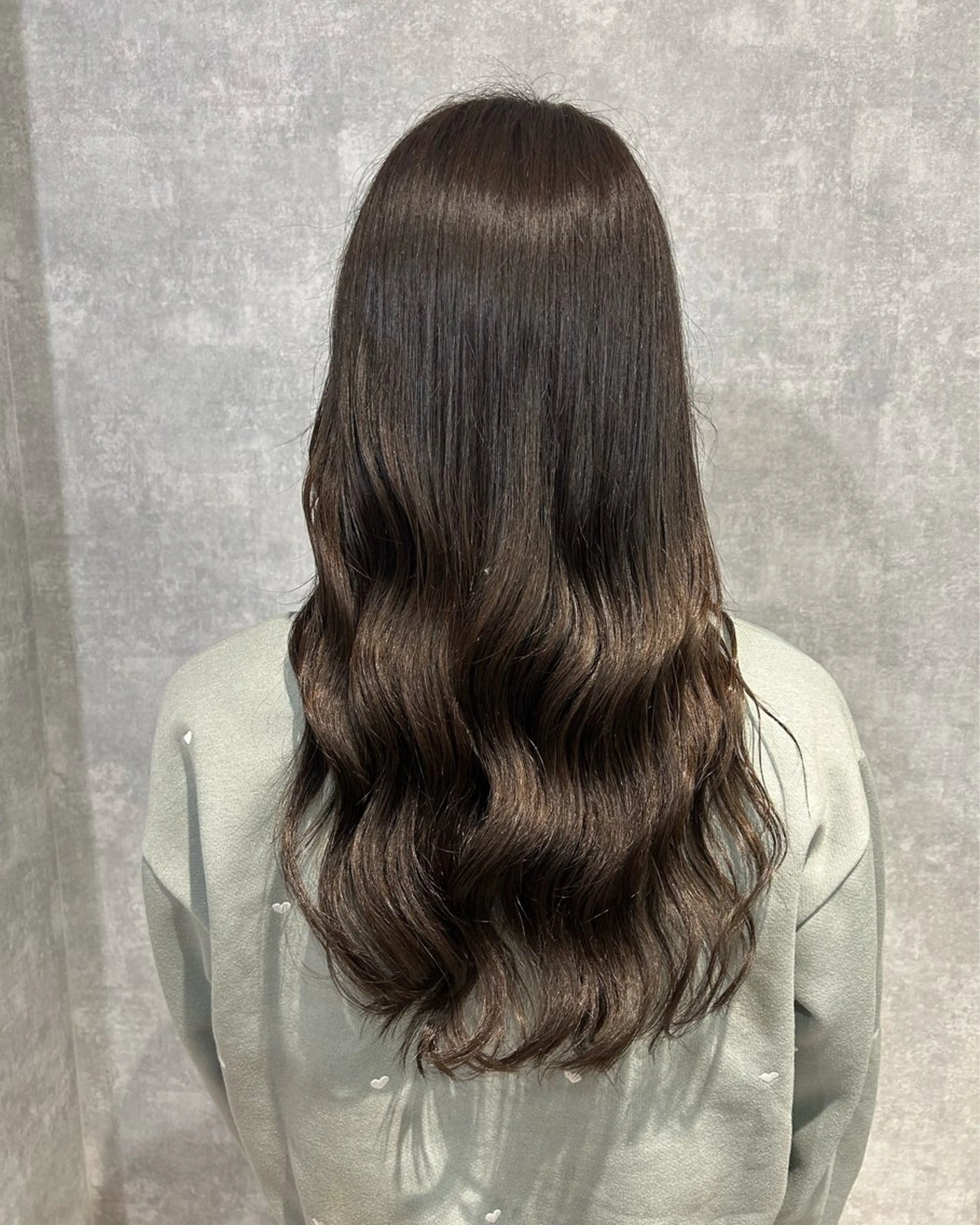 ロング Lulu 公式/すすきの/大通のヘアスタイル