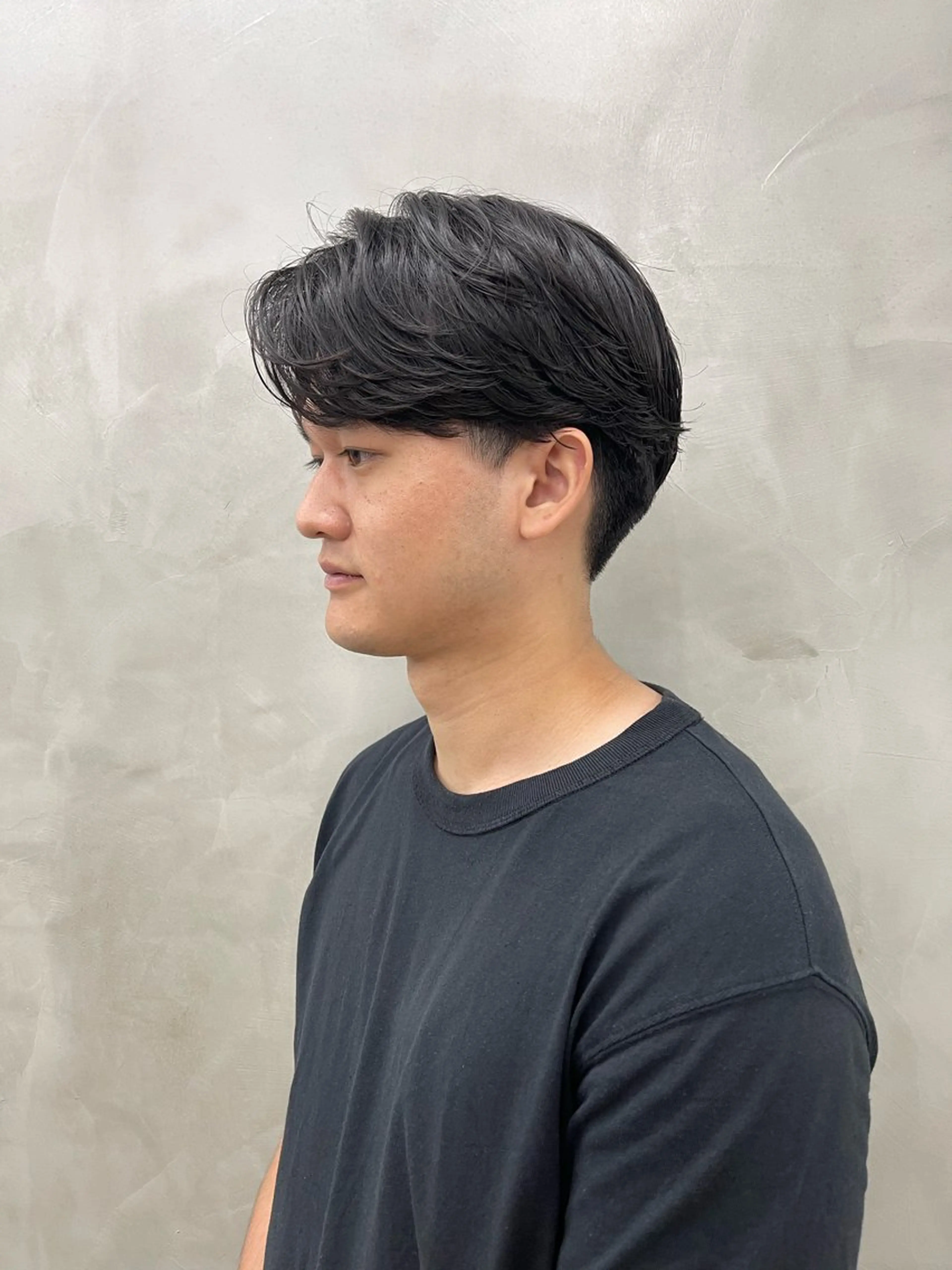 パーマ メンズ フェザーパーマ メンズパーマ ニュアンスパーマ カット パーマ メンズカット ハイトーン[佐橋]のヘアスタイル