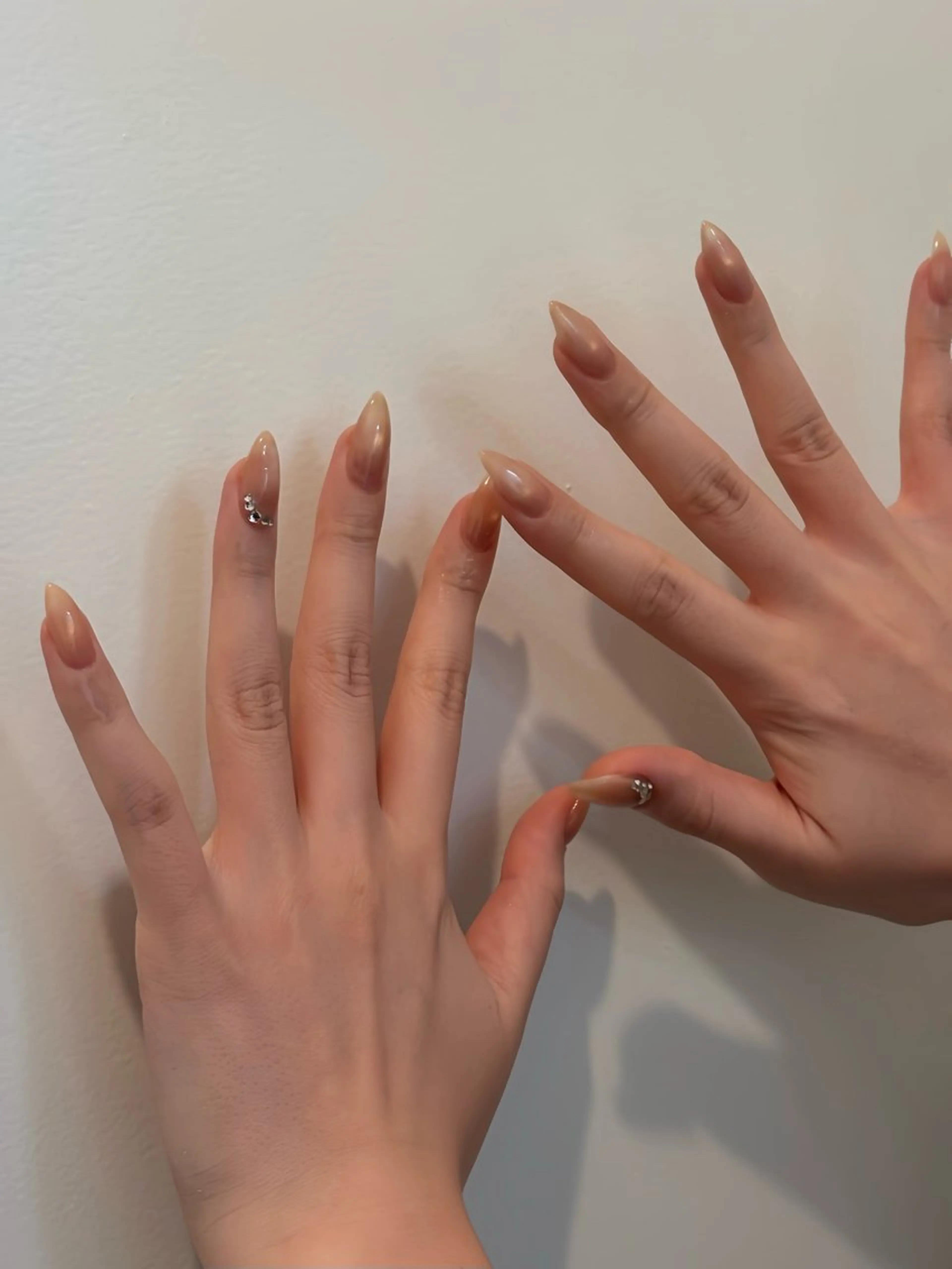 ネイル マグネットネイル マグネットワンカラー ワンカラーネイル filonnail Juna💍のネイルデザイン