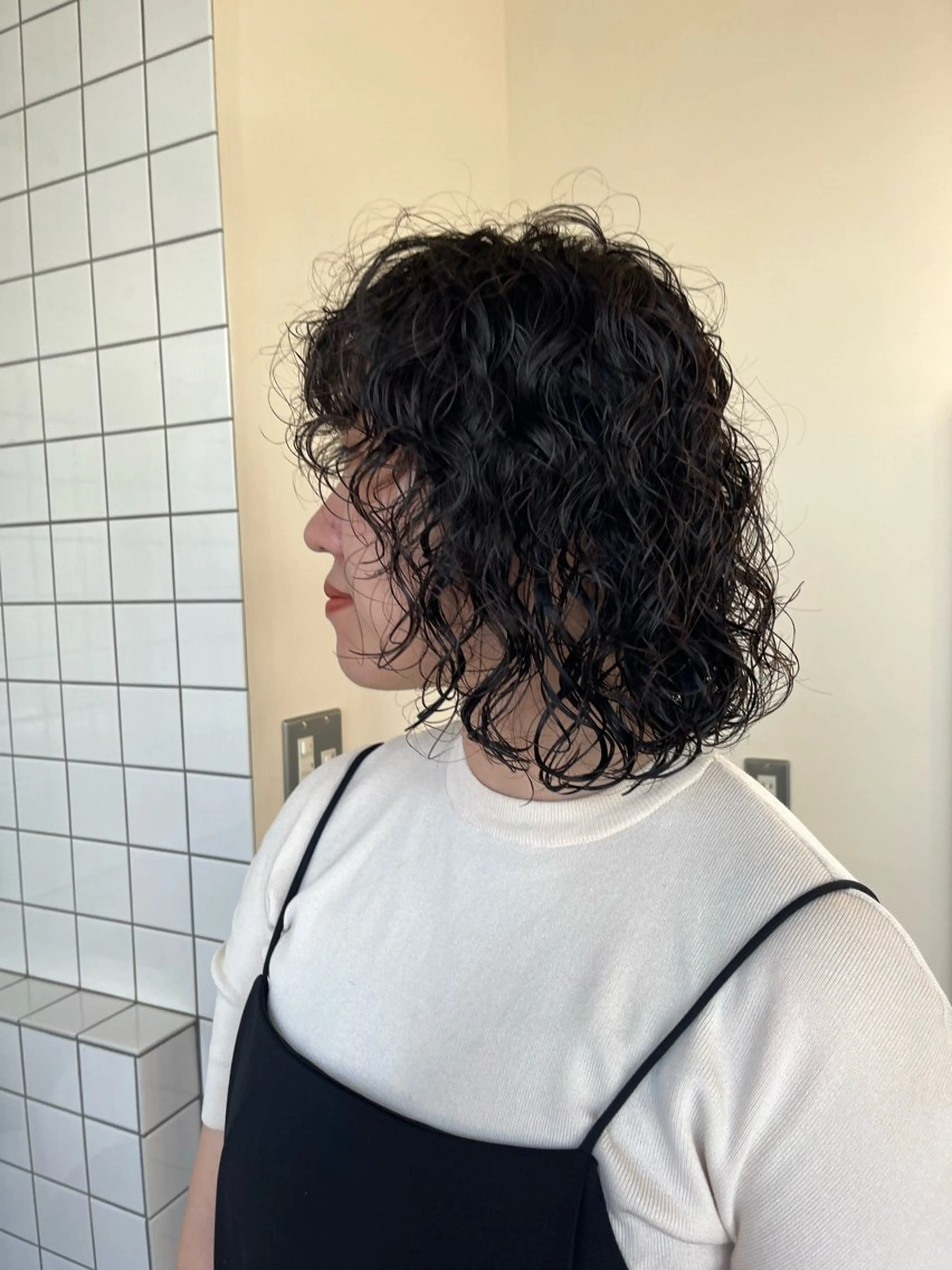 ミディアム パーマ ミディアムパーマ カット パーマ ボブパーマ/パーマ ウルフパーマのヘアスタイル