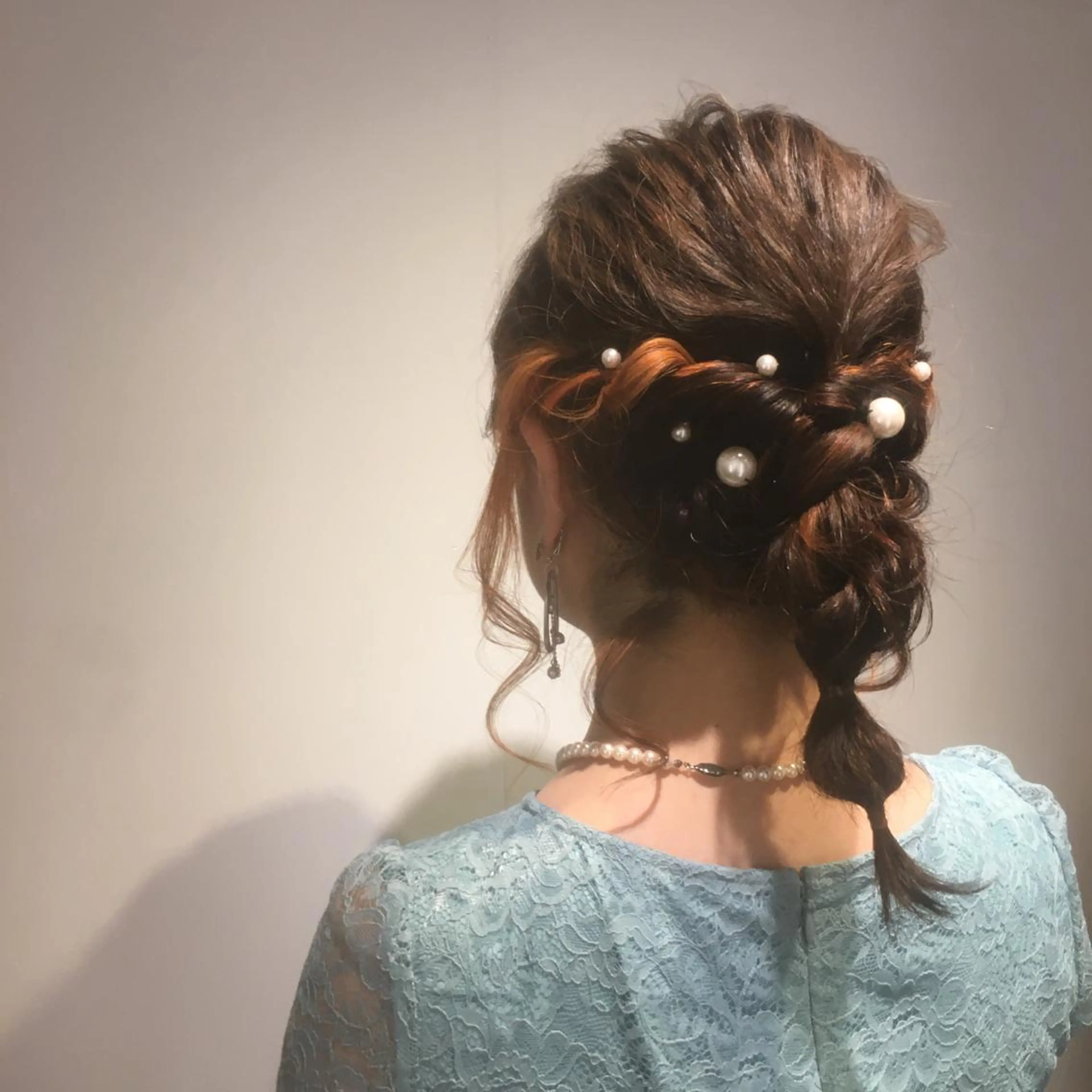 ミディアム カラー ヘアアレンジ ヘアセット しのはら まどかのヘアスタイル