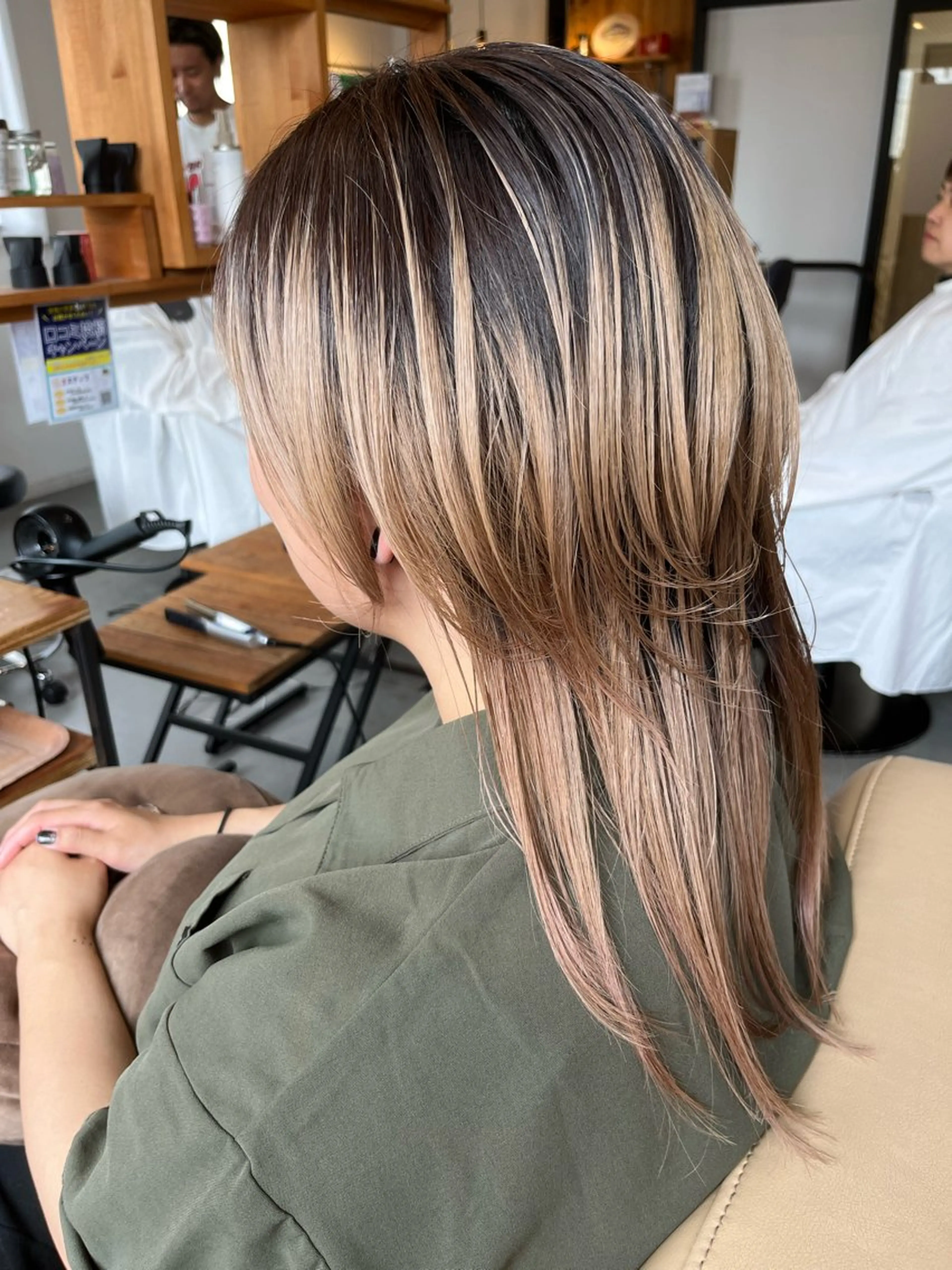 セミロング ウルフカット カット ヘアカラー JUNO所属・阪神西宮★JUNO 川﨑温子のヘアスタイル