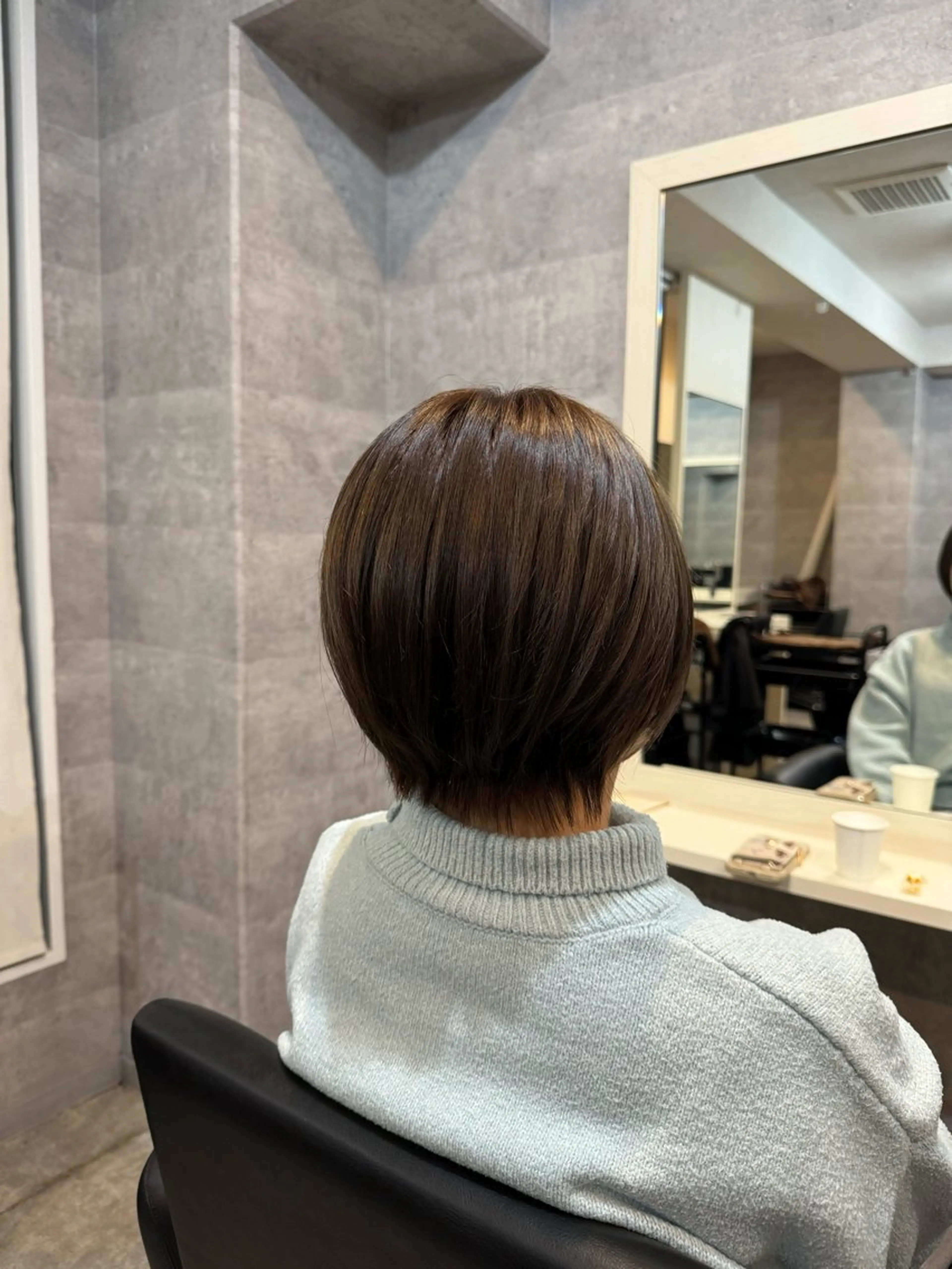 ショート カラー グレージュ BEL所属・三池 ブルノのヘアスタイル