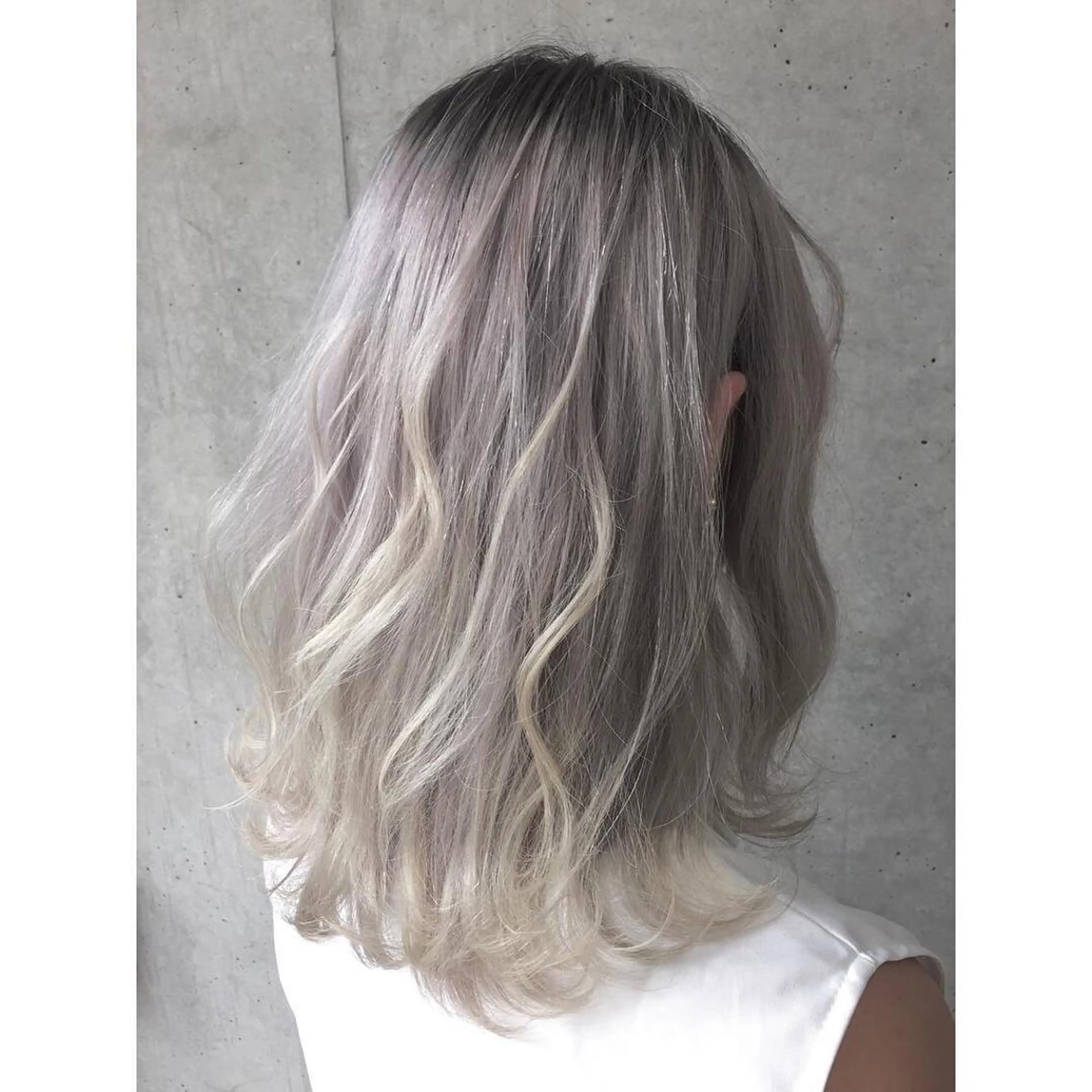 セミロング カラー ヘアセット 似合わせ提案サラ艶♡ 彩華のヘアスタイル