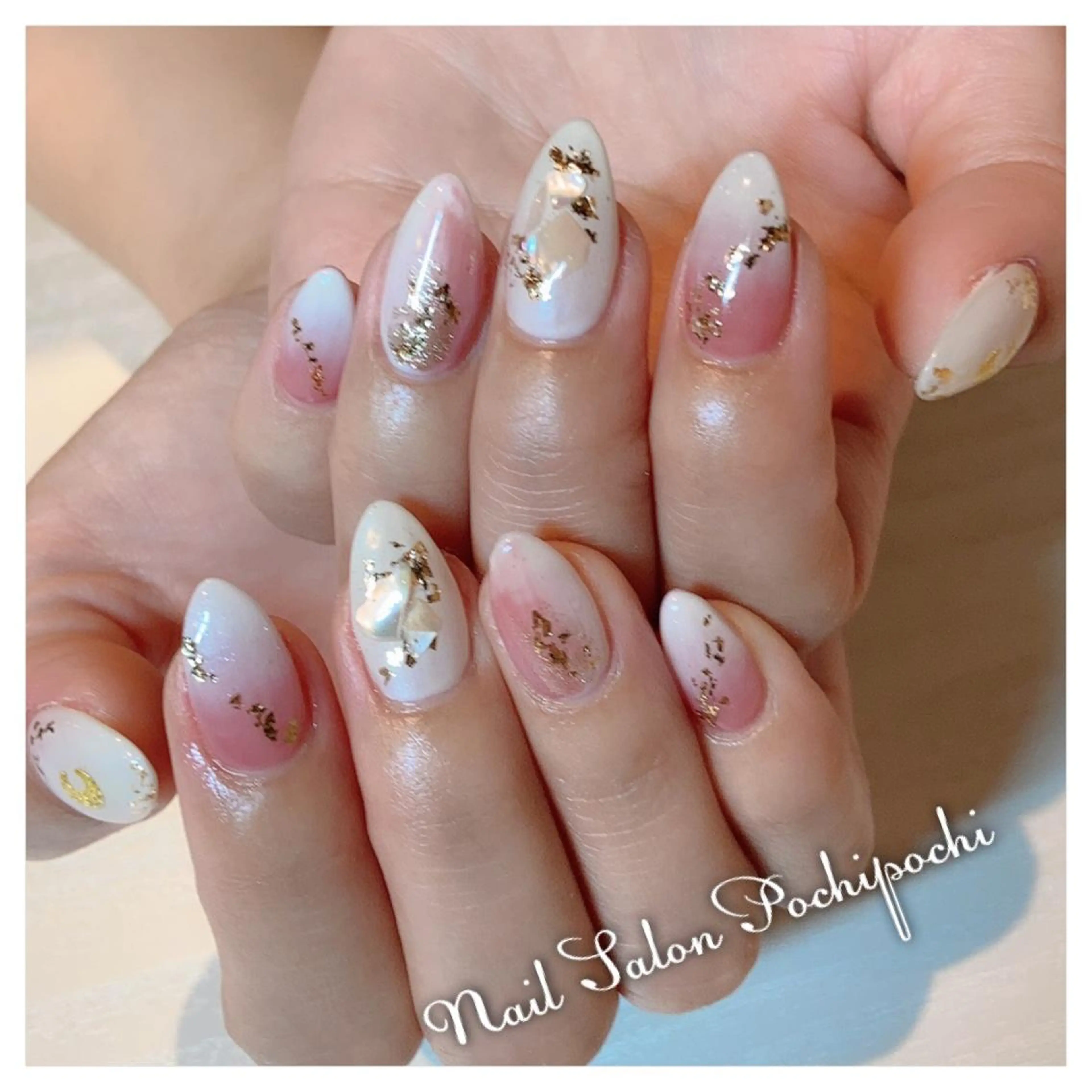 ネイル ジェルネイル ニュアンスネイル ピンク ホワイト Nail Salon Mahaloのネイルデザイン
