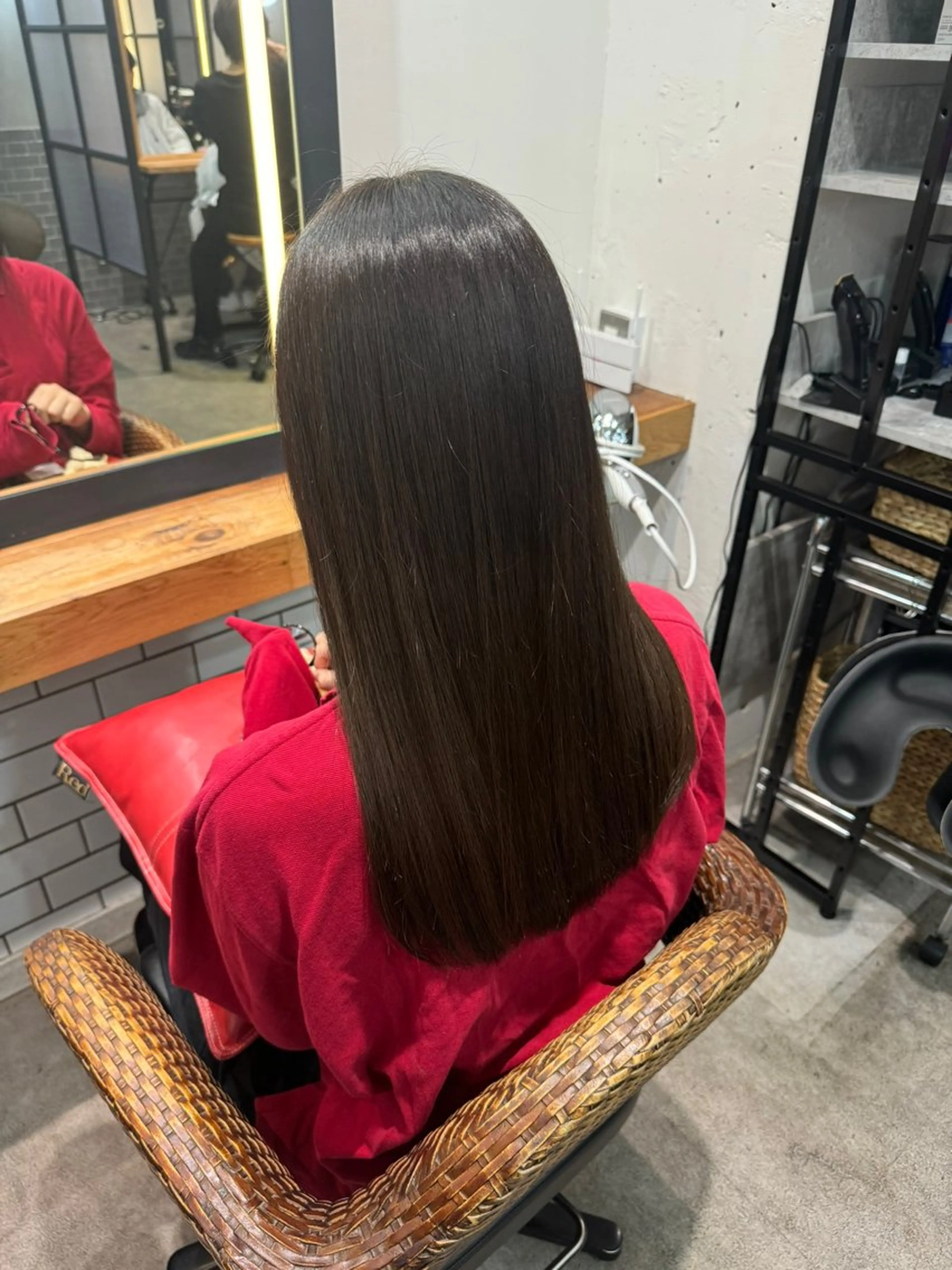 セミロング トリートメント トリートメント ヘッドスパ red neo あいりのヘアスタイル