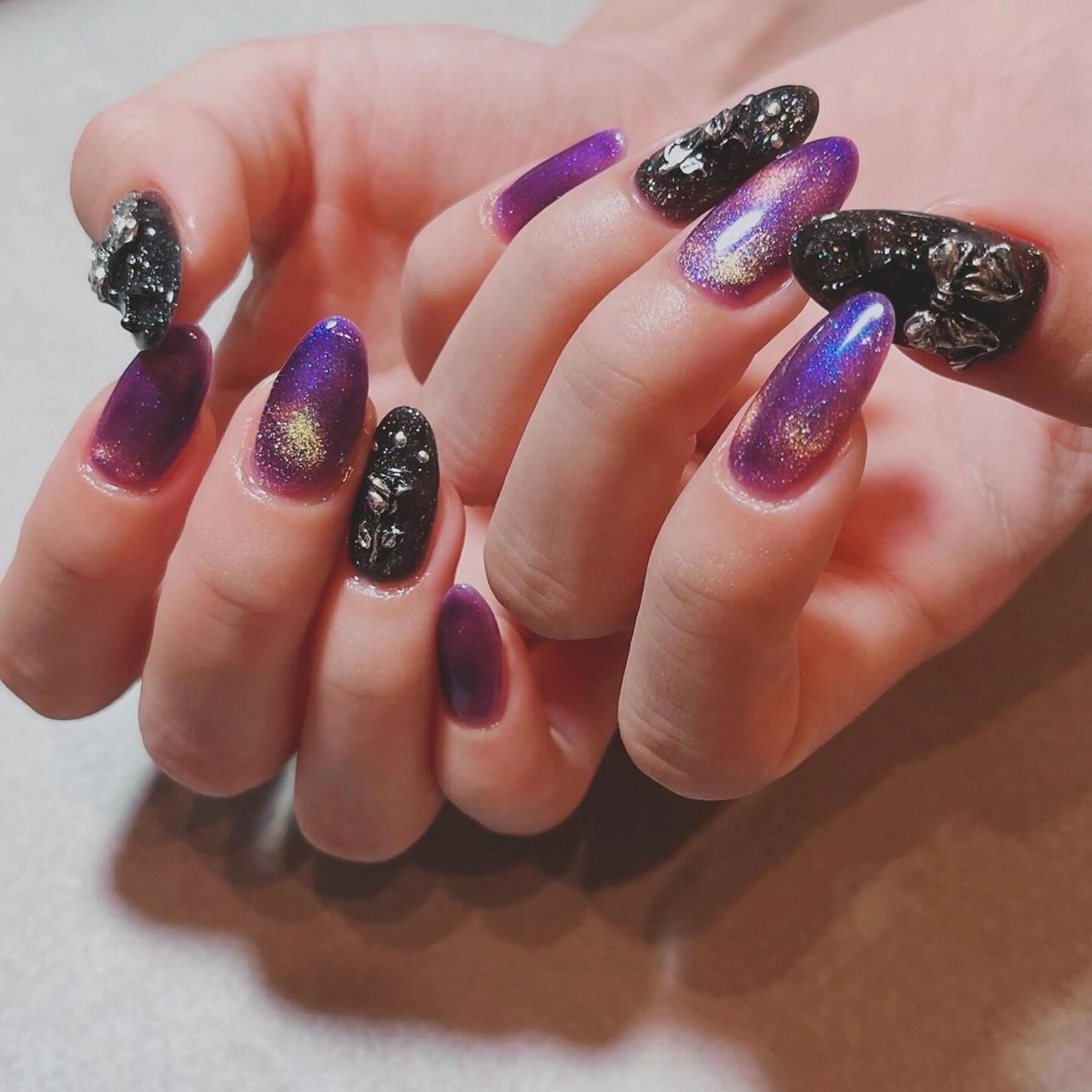 ネイル ボルドー フレンチネイル マグネットネイル リボン ruirui.naildesign所属・RUI ☆のネイルデザイン
