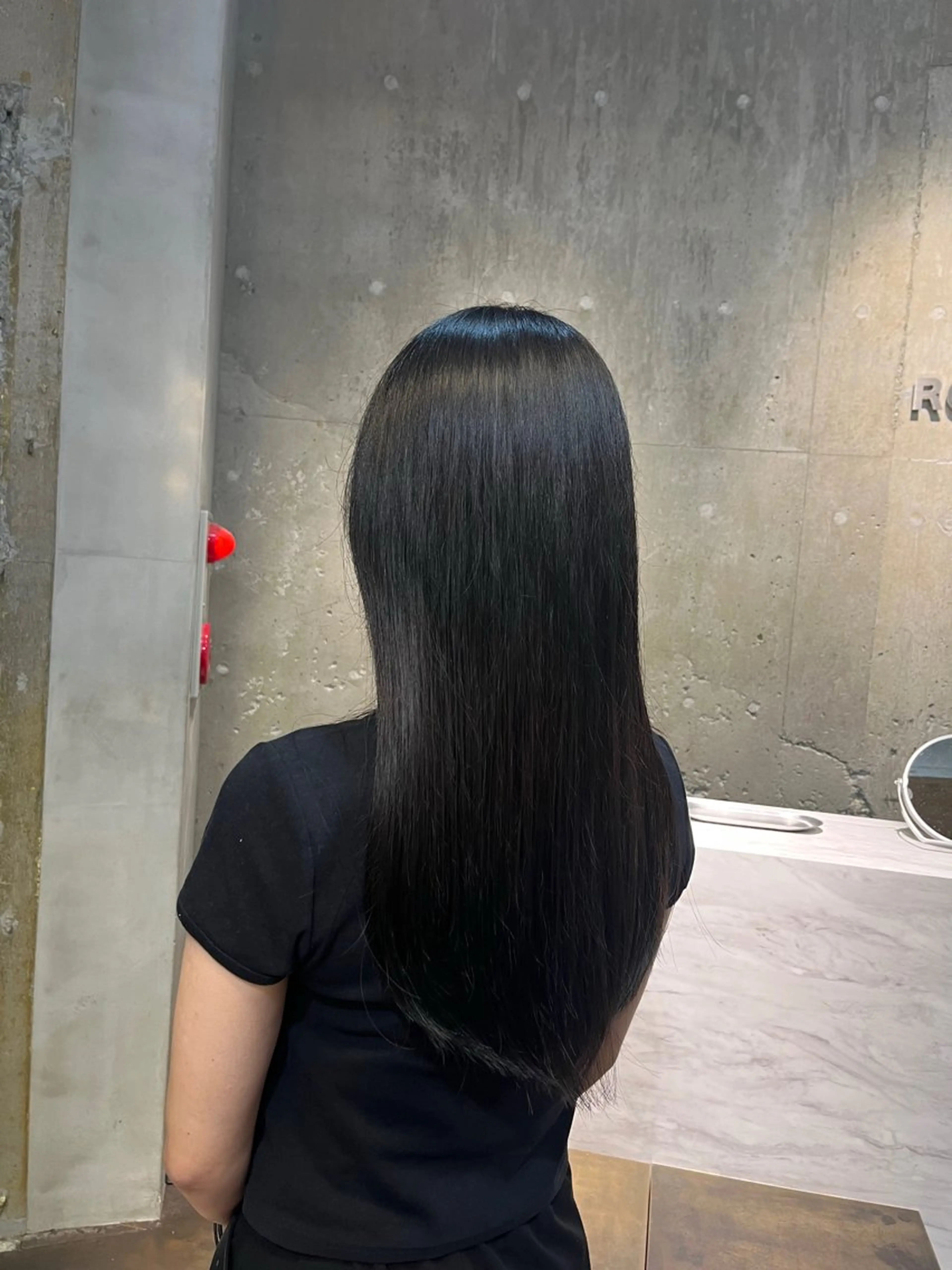 カラー ブルーカラー ブルーグレー ブルーグレージュ グレージュ ヘアカラー 柴田蓮太朗 【トーンダウン】のヘアスタイル