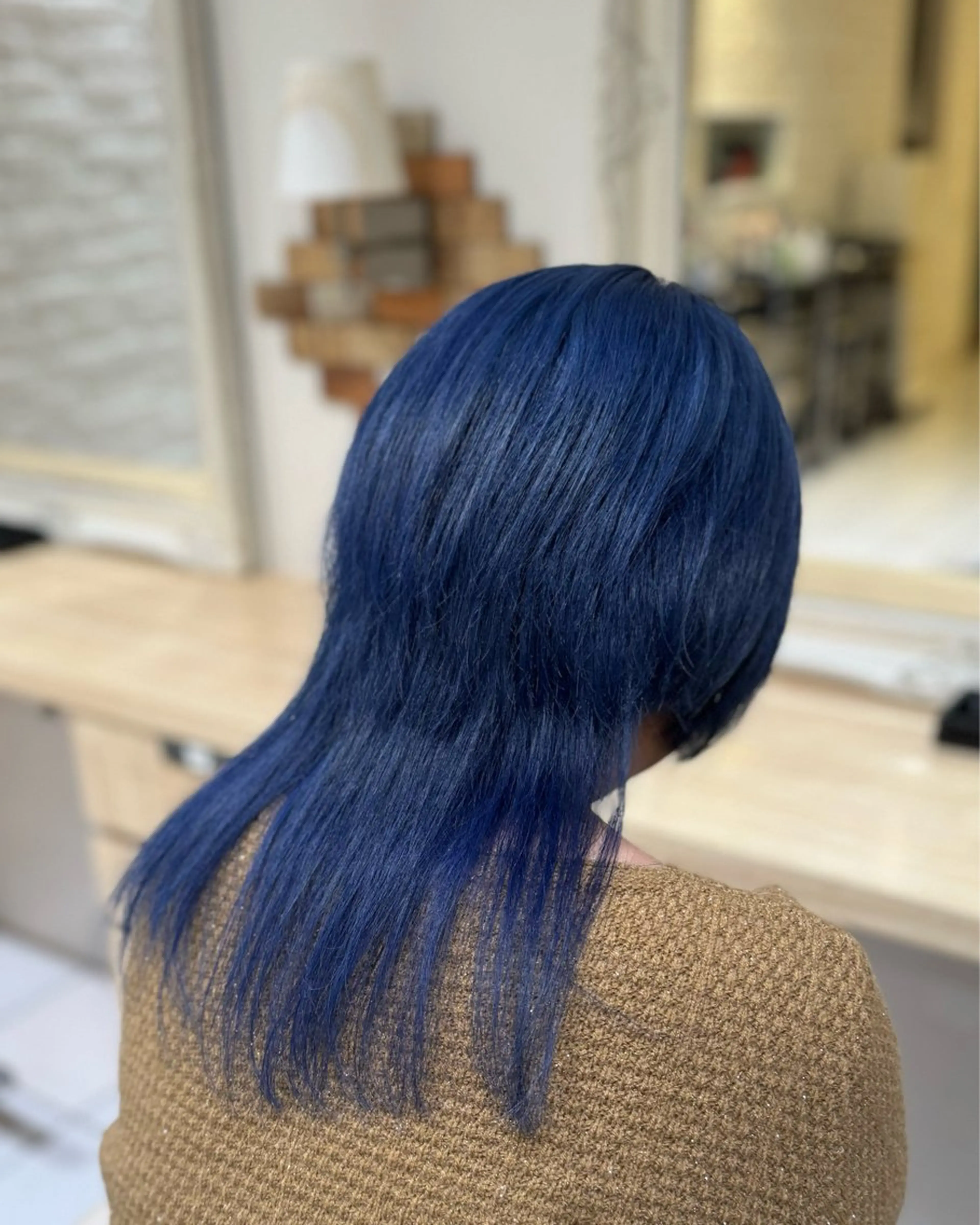 セミロング ハイトーンカラー 髪質改善カラーノトのヘアスタイル