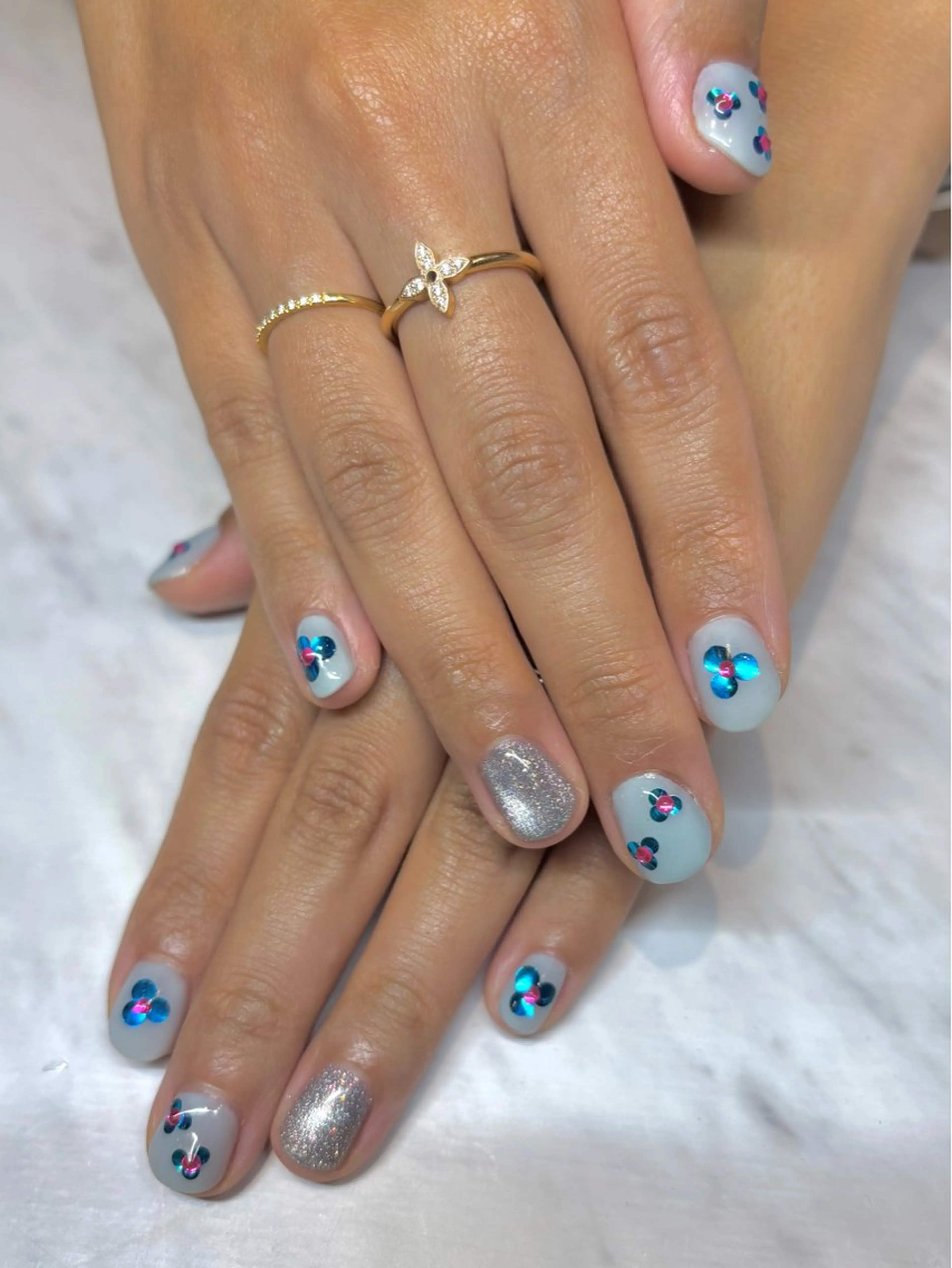 ネイル ハンドネイル ちゅるんネイル🎀 Yuriのネイルデザイン