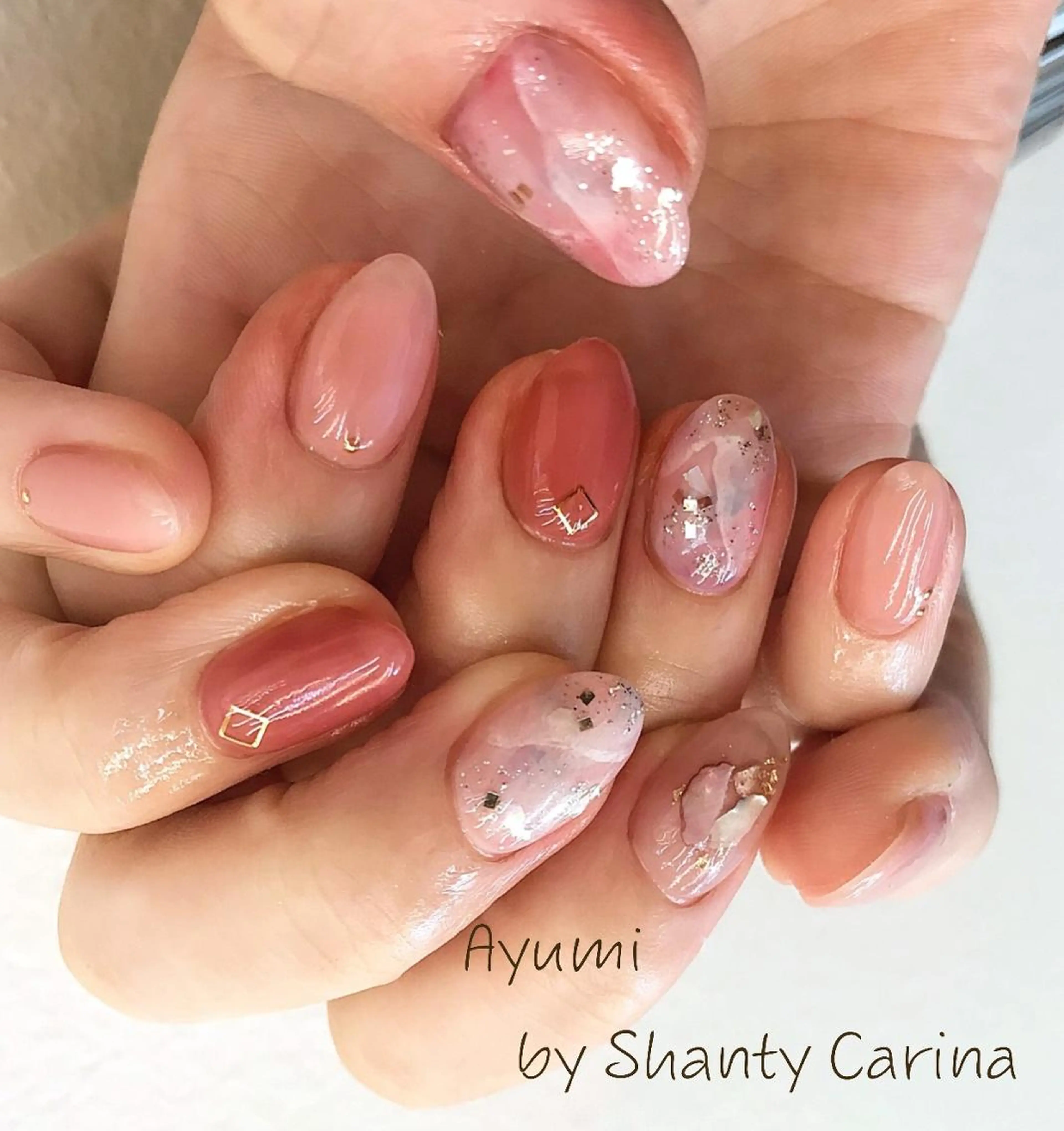 ショート Cariina ☺のネイルデザイン