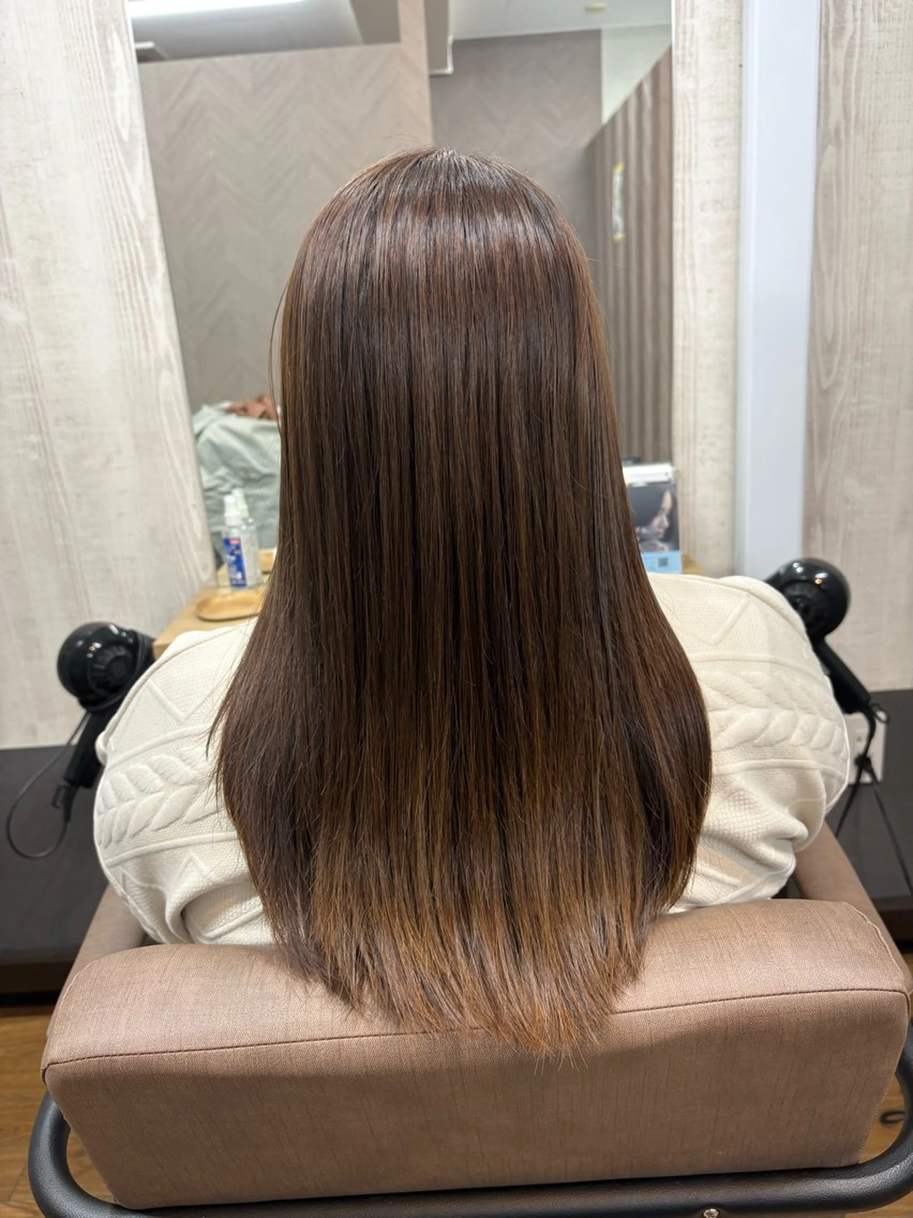 ロング カラー アッシュ ロング カット ヘアカラー トリートメント TELA HAIR 稲毛店　千尋のヘアスタイル