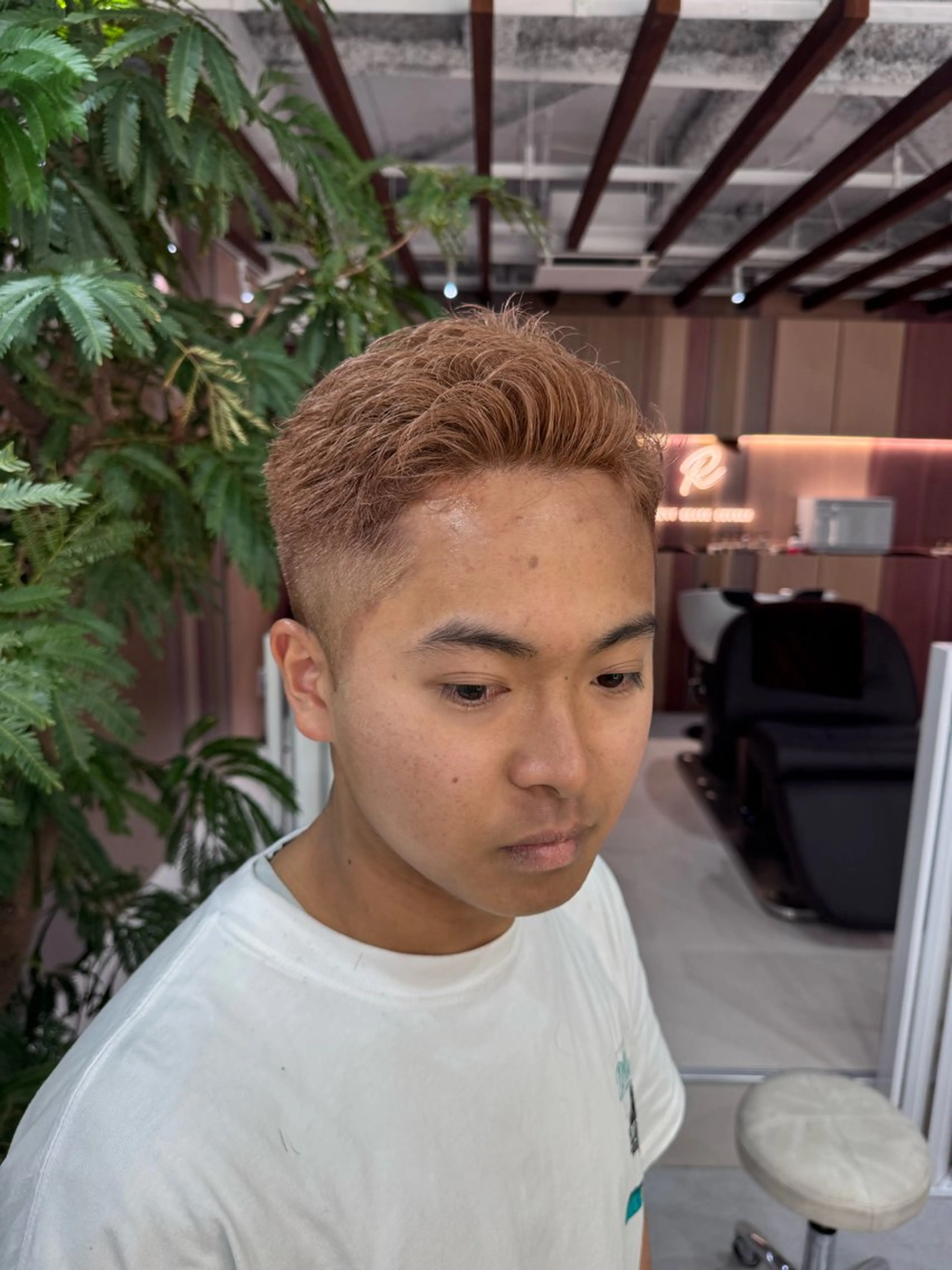 ショート カラー メンズ R/🤎 トレンドお任せOKのヘアスタイル