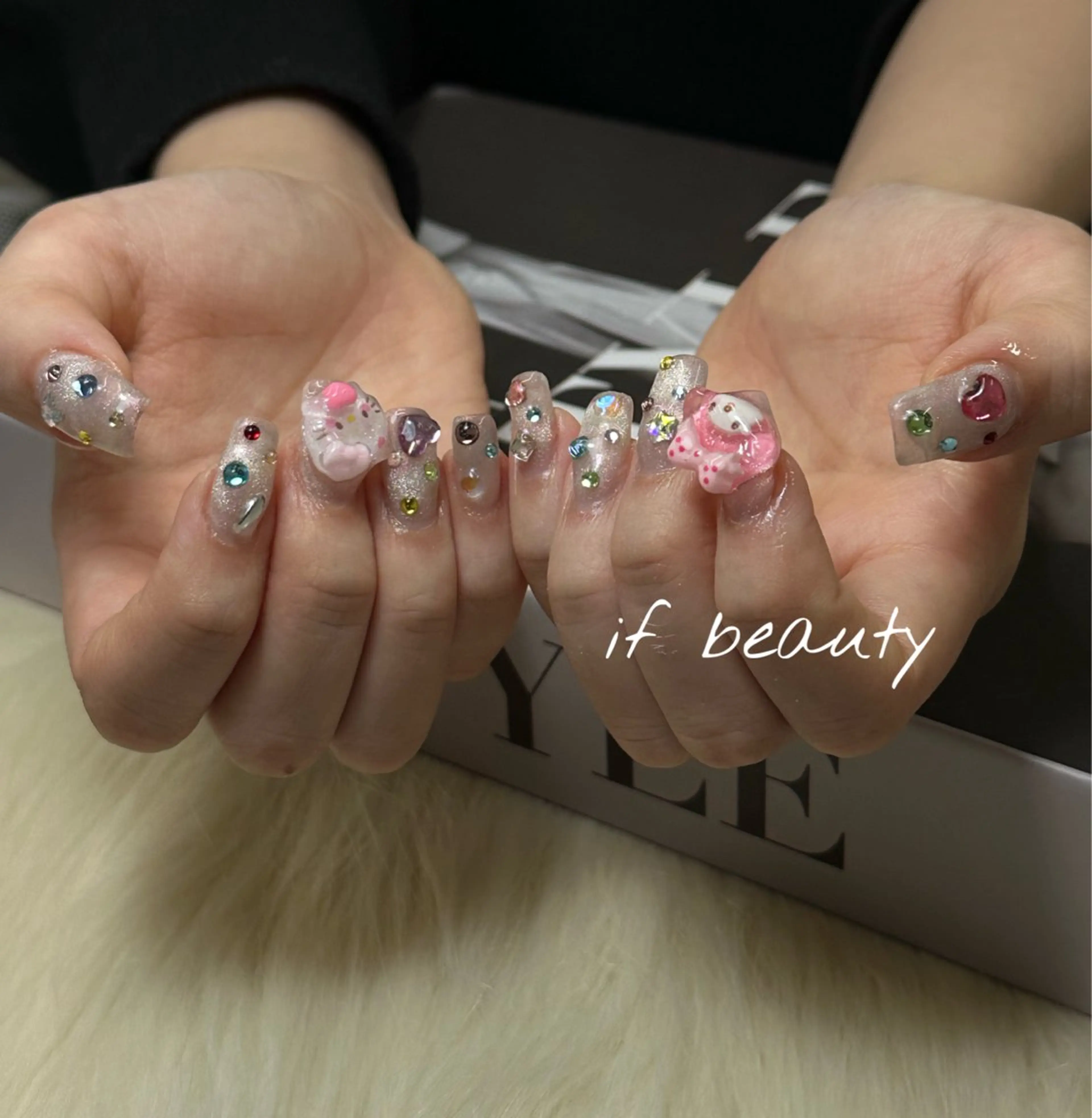 ネイル アートネイル ジェルネイル グラデーション 韓国ネイル パラジェル ハンドネイル if Hair＆Nail Salon所属・IKA /海外ネイル /個性派/ワンホンのネイルデザイン