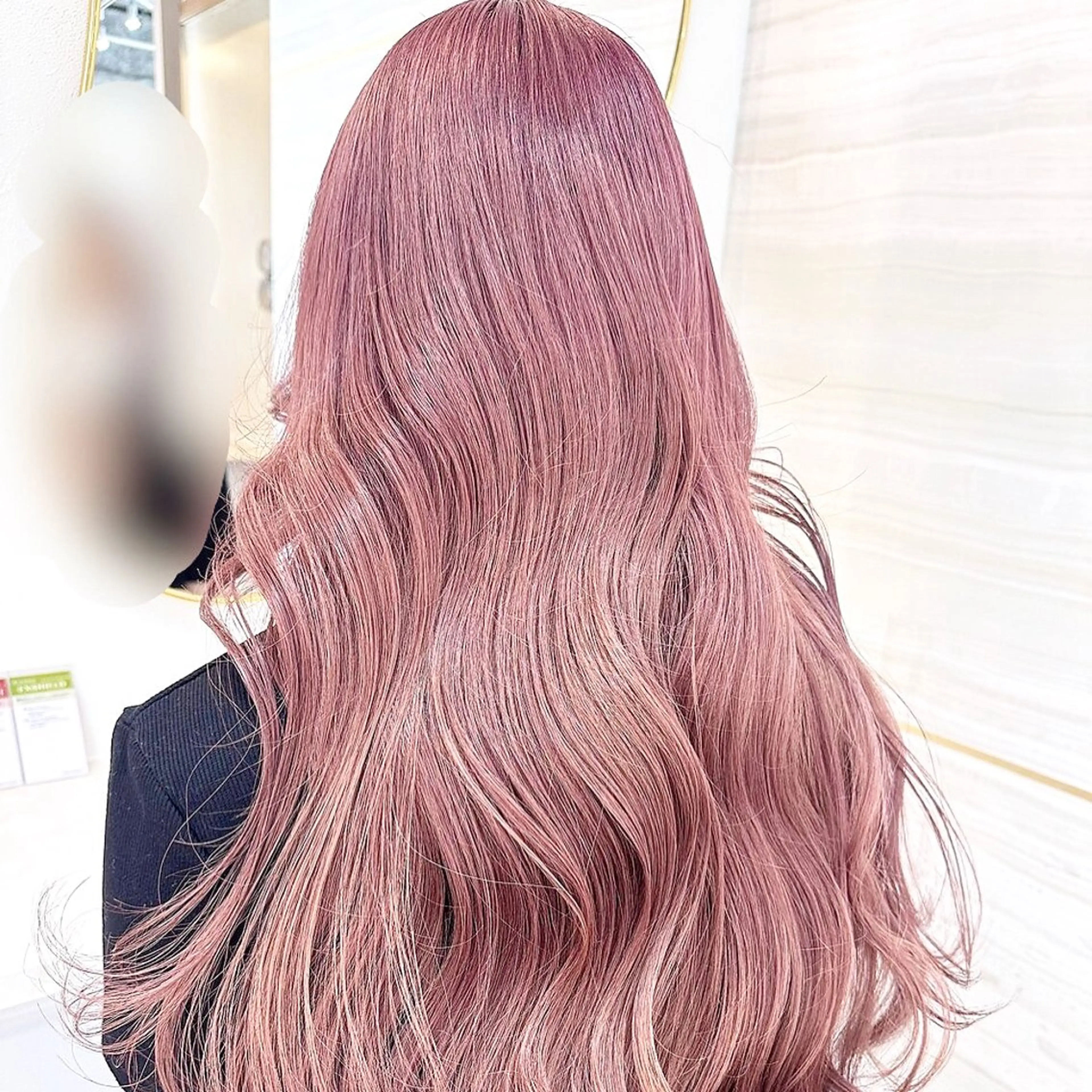 ロング カラー ブリーチ 透明感カラー ピンクカラー 韓国風ヘア ロング ヘアカラー 💙Ami💙 elubylovisのヘアスタイル