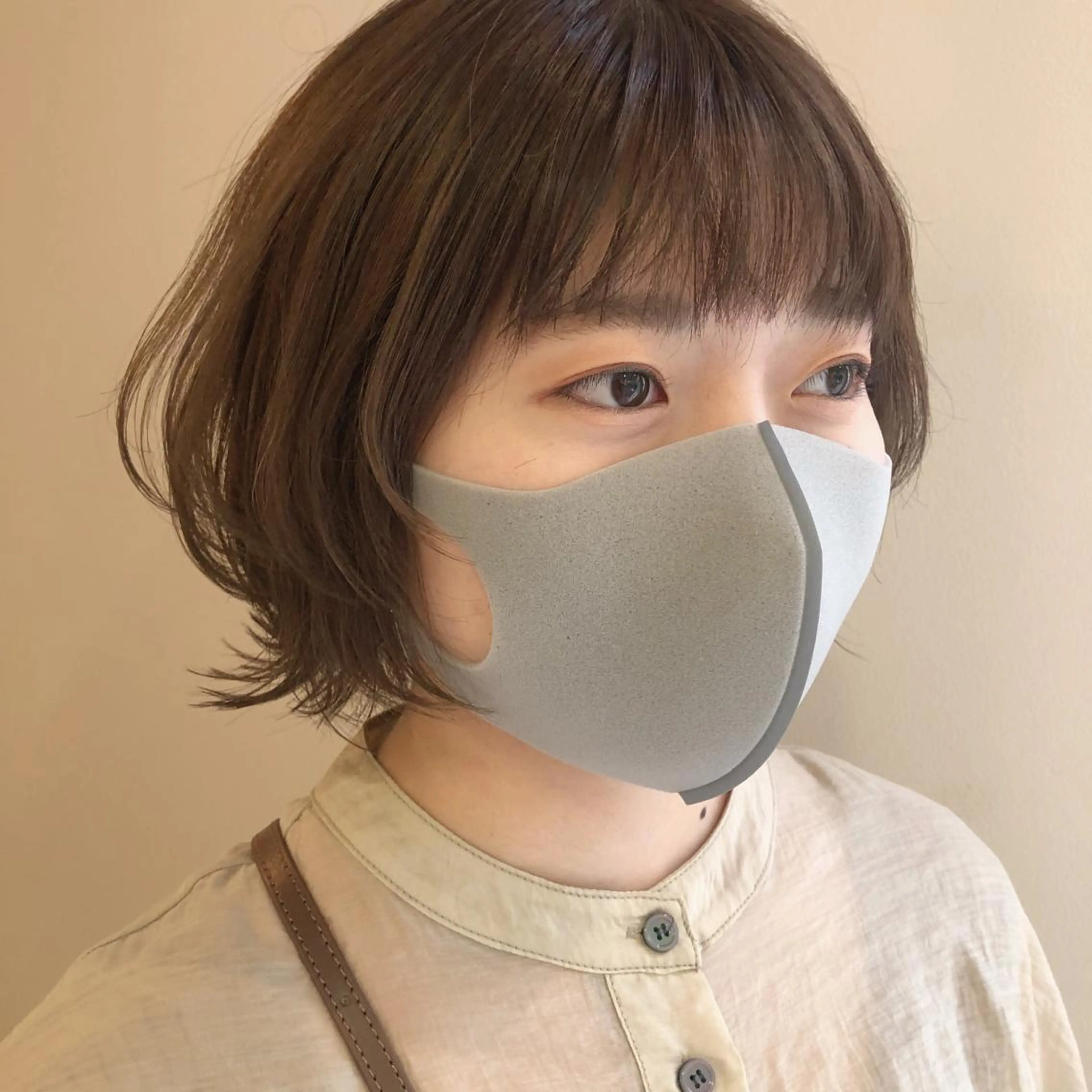 ショート カラー ボブレイヤー グレージュ ハイライトカラー ボブ ハイライト カット ヘアカラー トリートメント 似合わせ.ﾍｱｾｯﾄ 得意🌹井上美沙のヘアスタイル