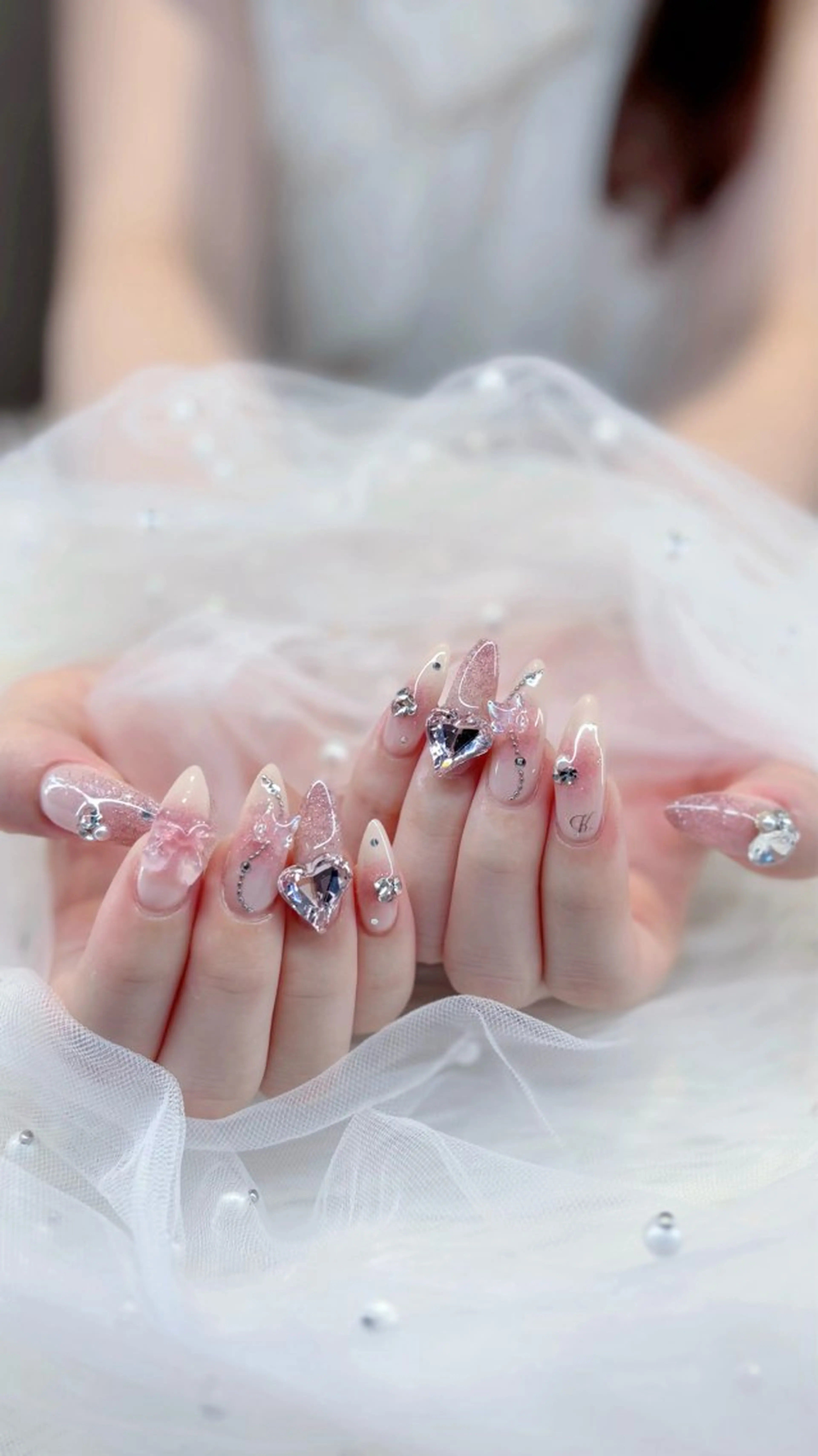 ネイル チークネイル ハート キラキラネイル リボン ワンホンネイル ハンドネイル Keli Nail 難波のネイルデザイン