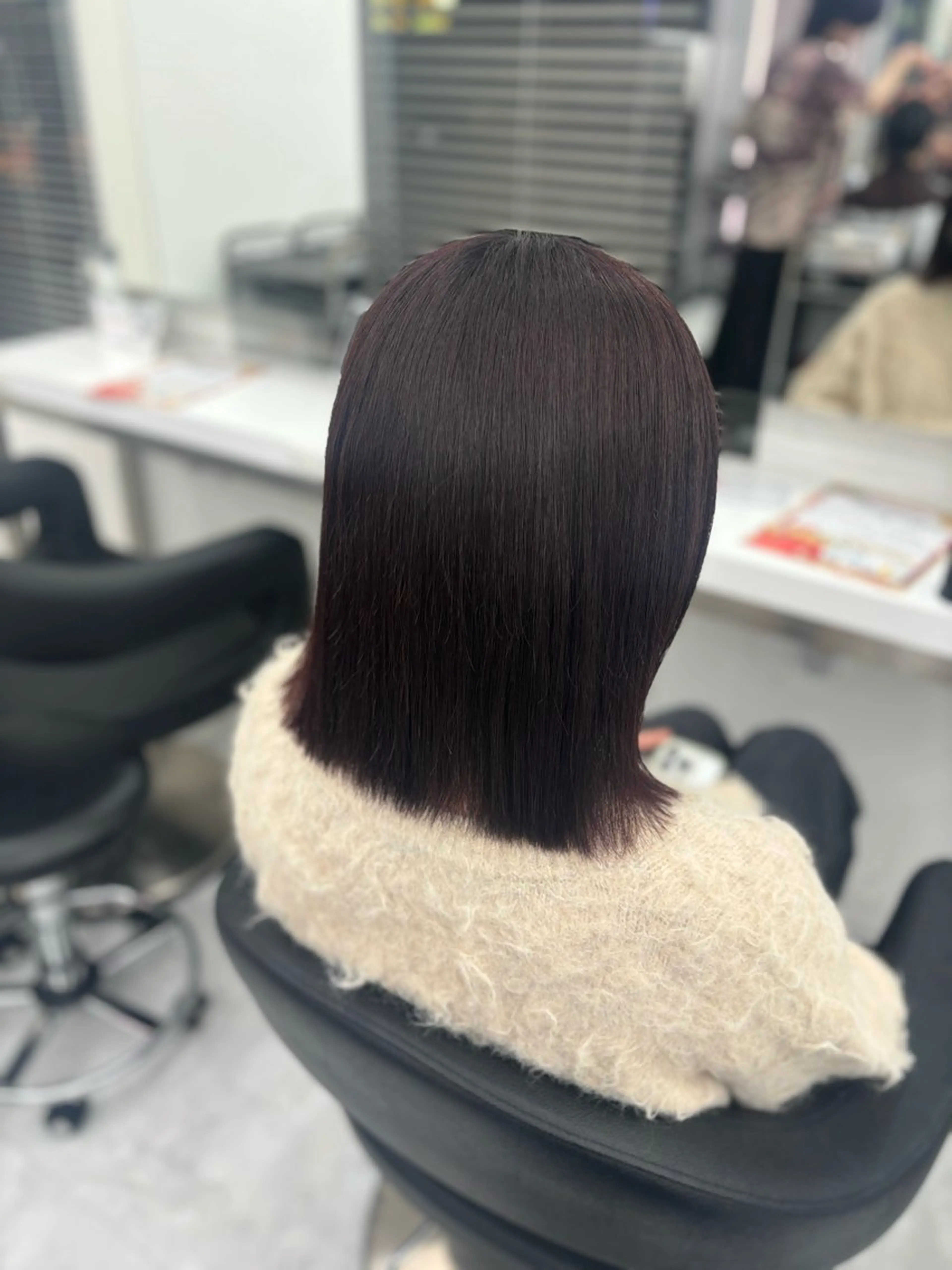 セミロング カラー ヘアカラー トリートメント 🤍レイヤー/顔周り 暖色hirari🤍のヘアスタイル
